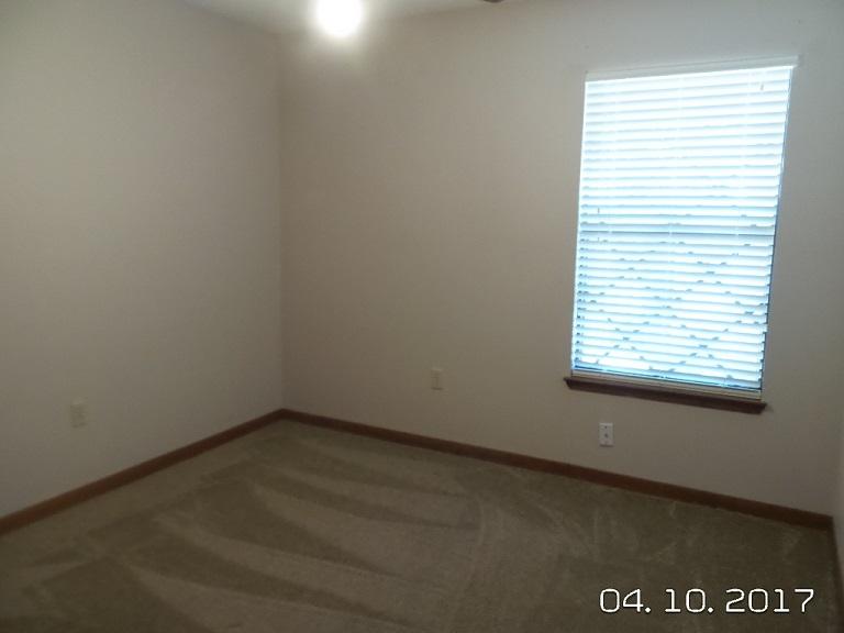 HIDDEN TRAILS PH 1 - Residential Lease