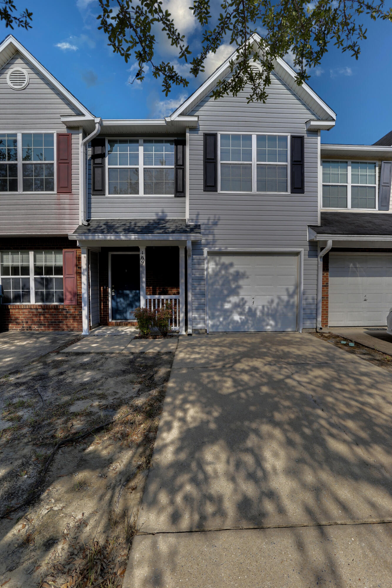 ROLLING PINES - Residential