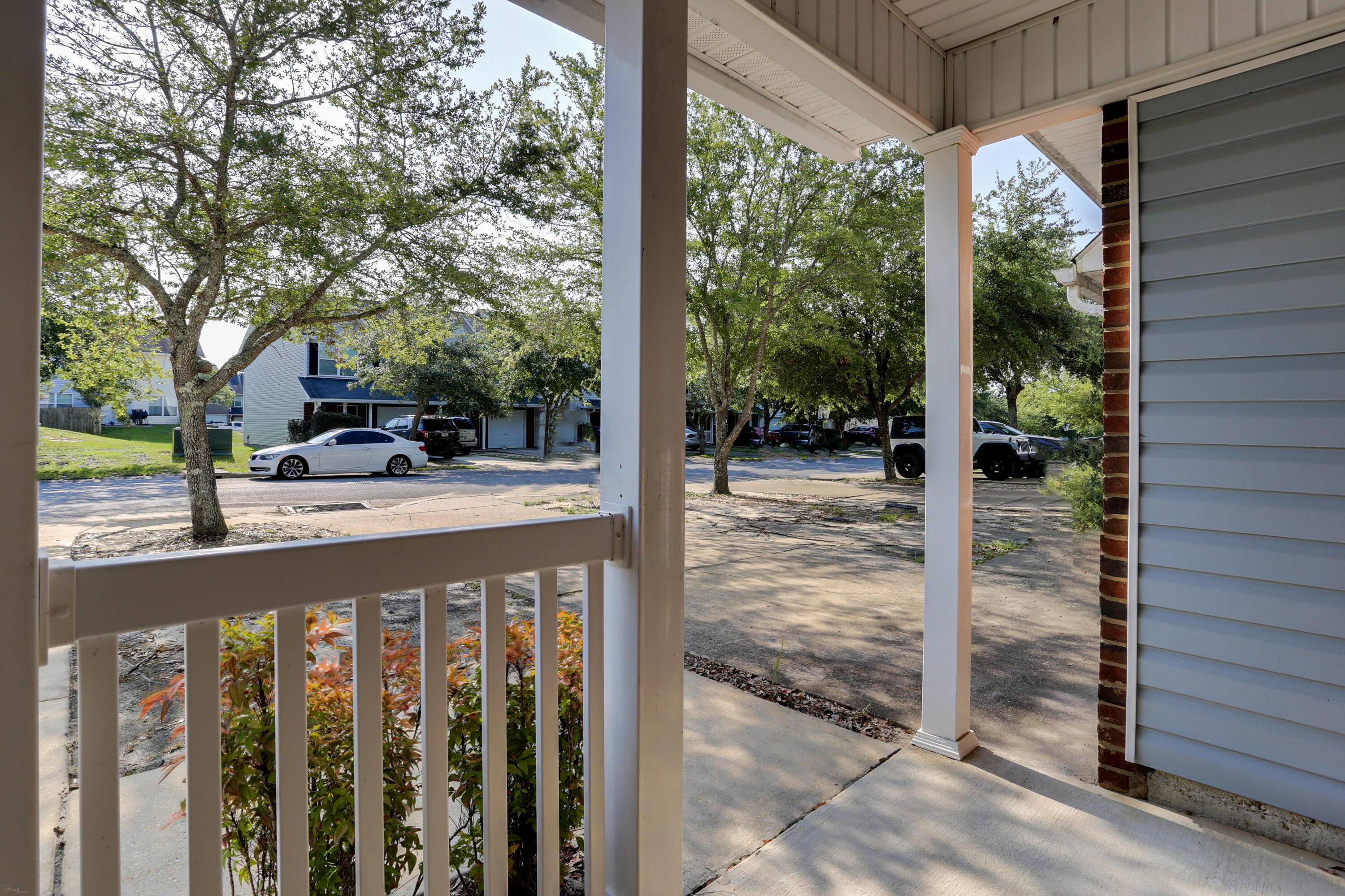 ROLLING PINES - Residential