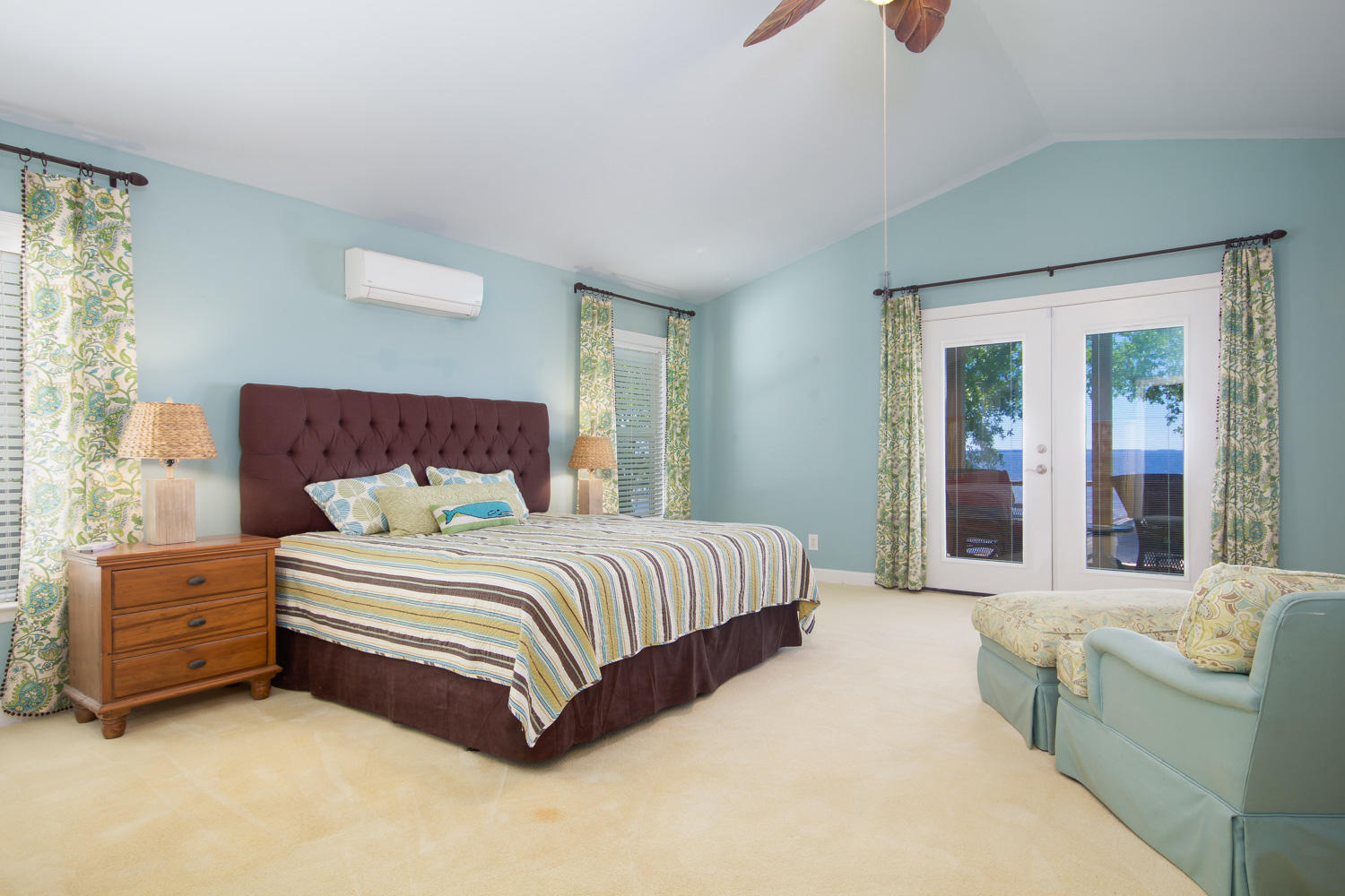 BAY GROVE - Residential