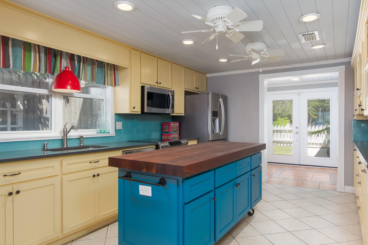 BAY GROVE - Residential