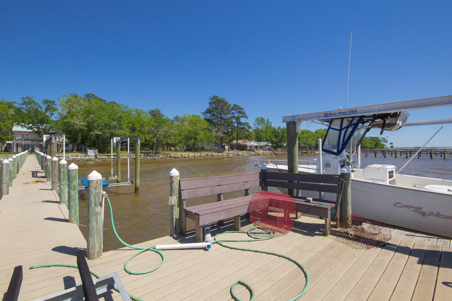 BAY GROVE - Residential