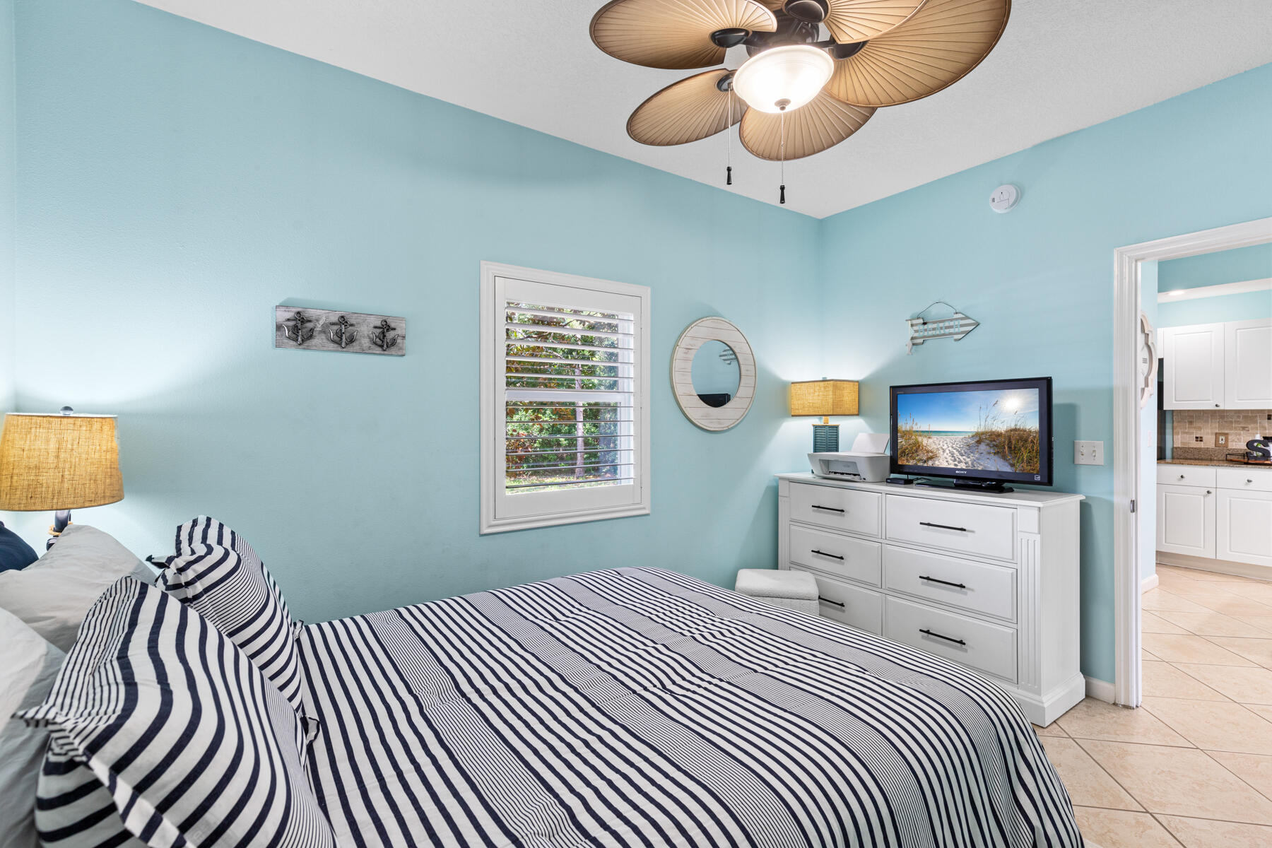 EMERALD WATERS - Residential