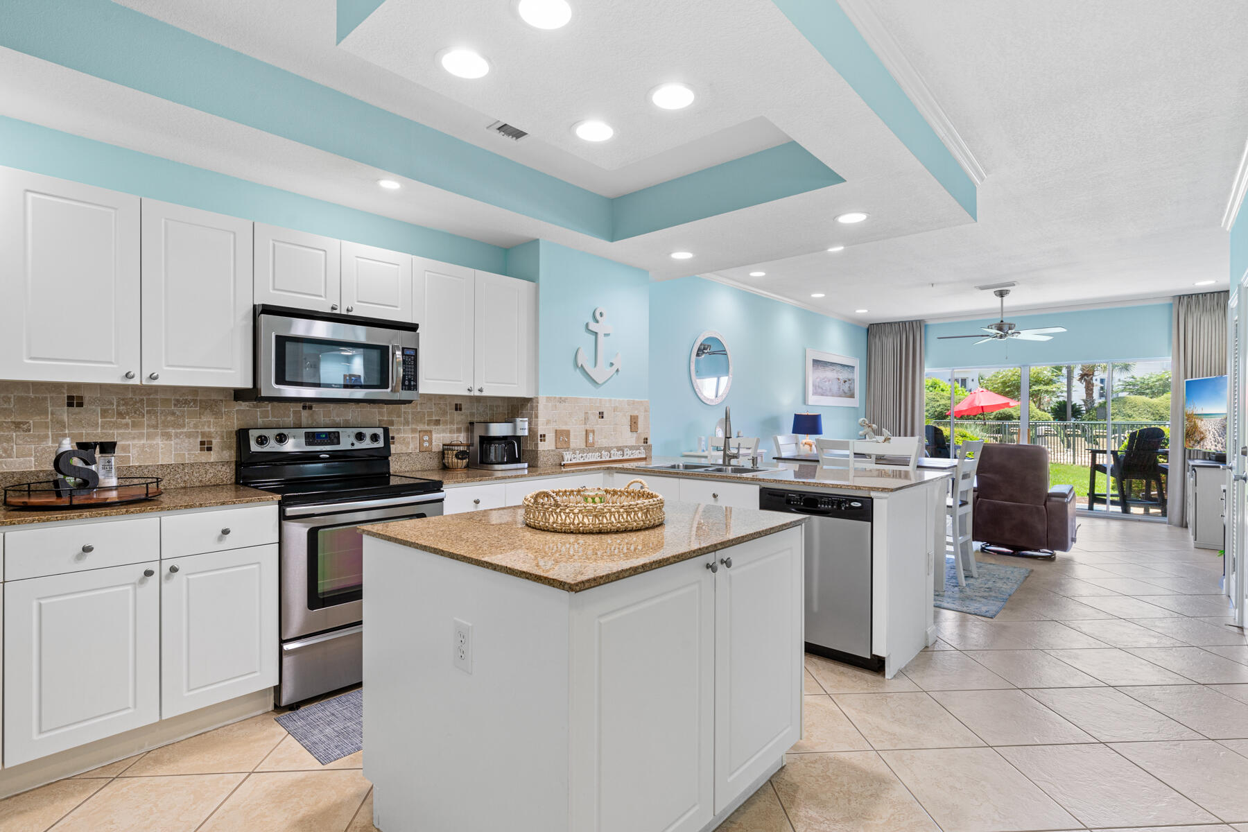 EMERALD WATERS - Residential