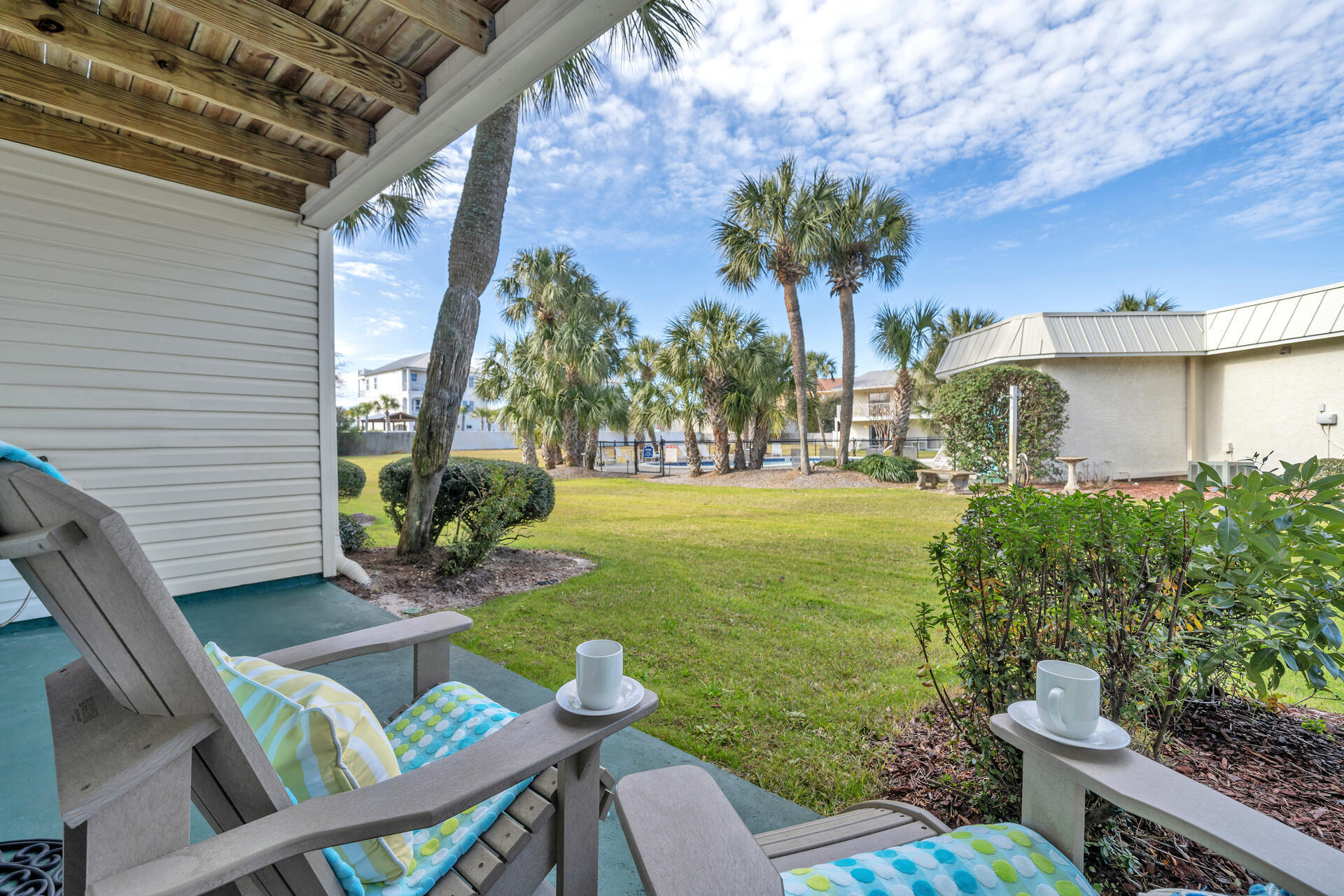 SUMMERHOUSE T/H - Residential Lease