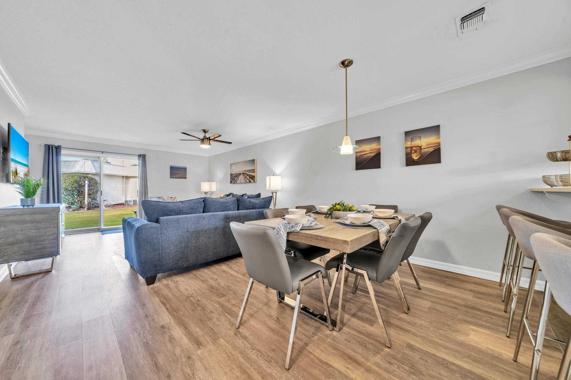 SUMMERHOUSE T/H - Residential Lease