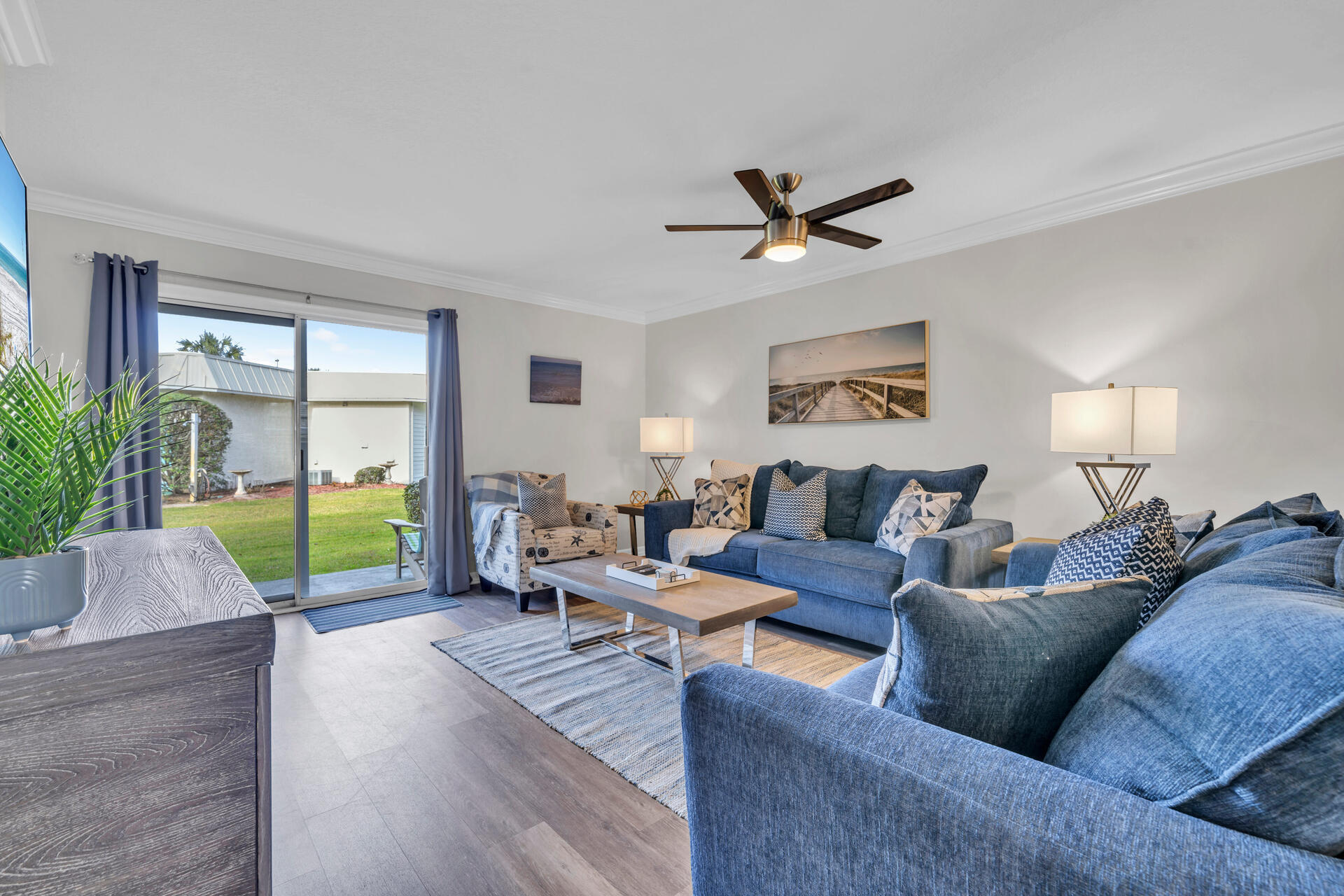 SUMMERHOUSE T/H - Residential Lease
