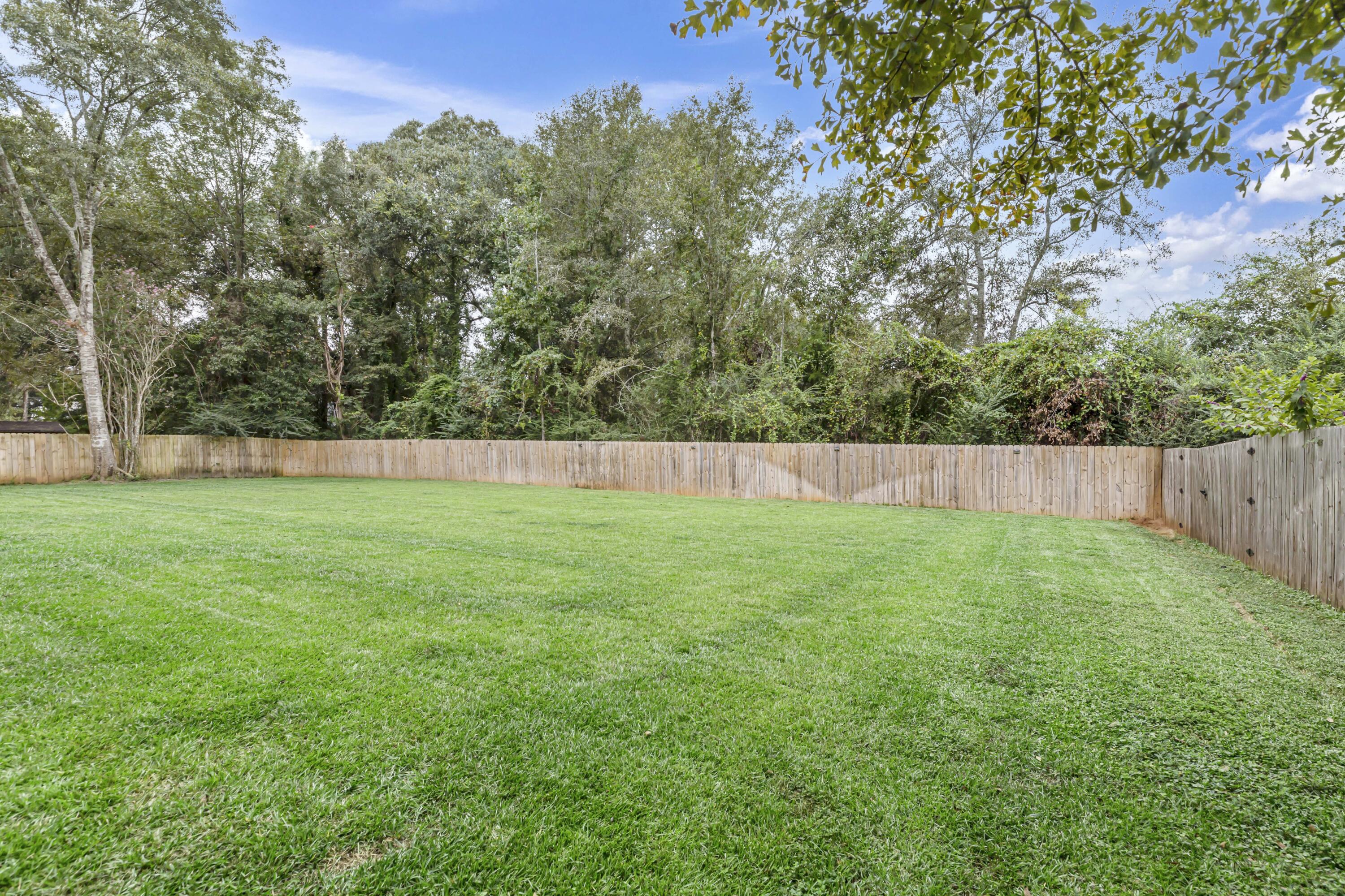 DOGWOOD ESTATES - Residential