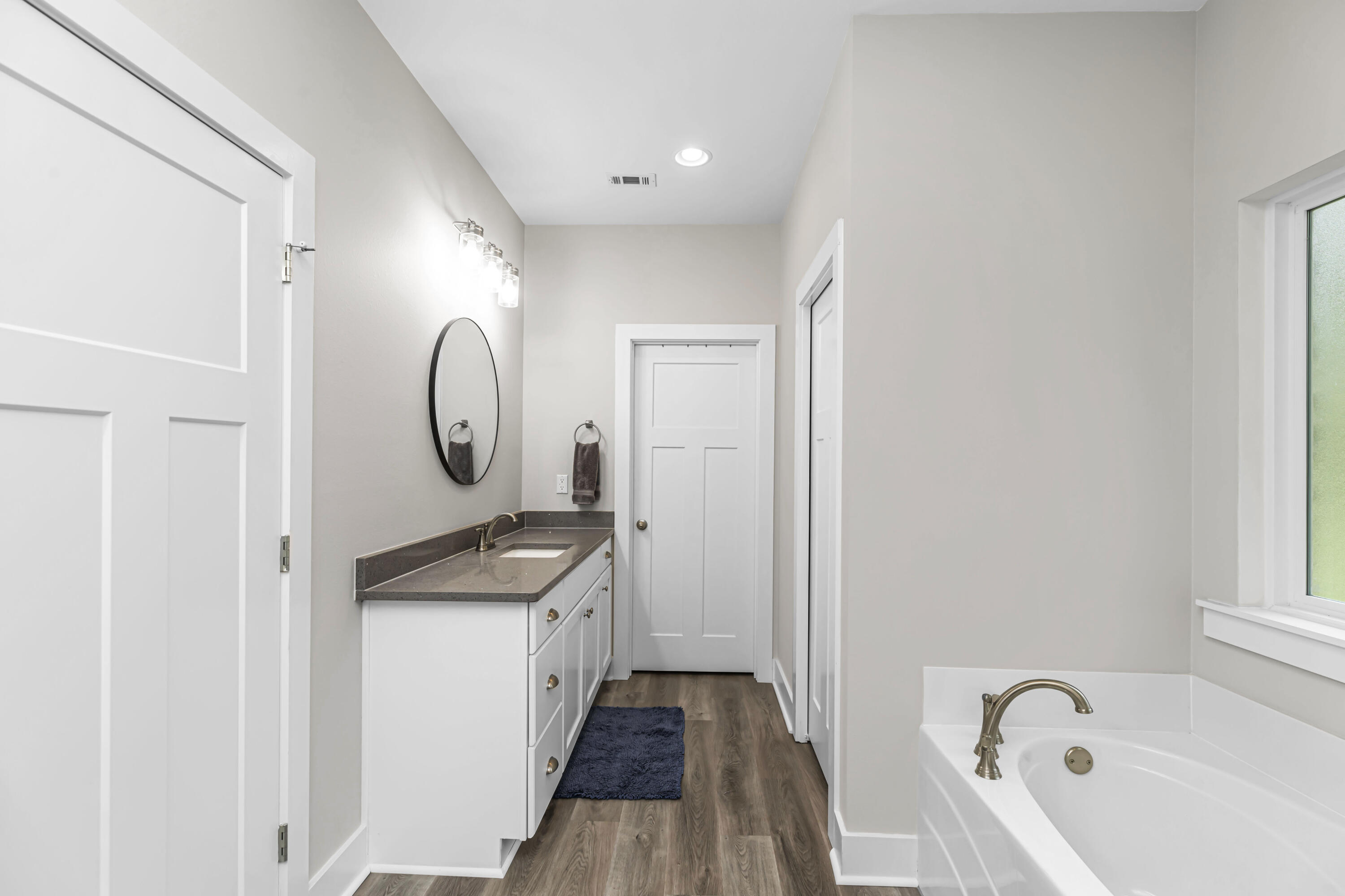 DOGWOOD ESTATES - Residential