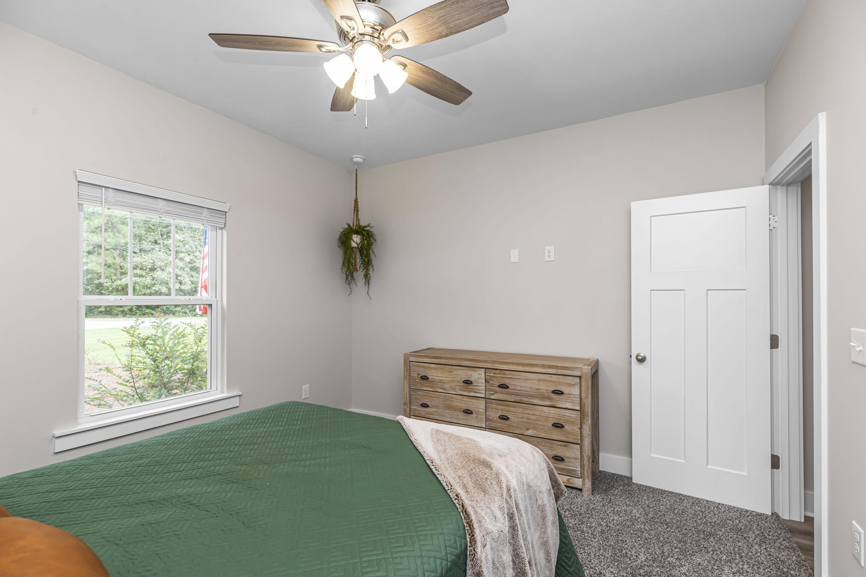 DOGWOOD ESTATES - Residential