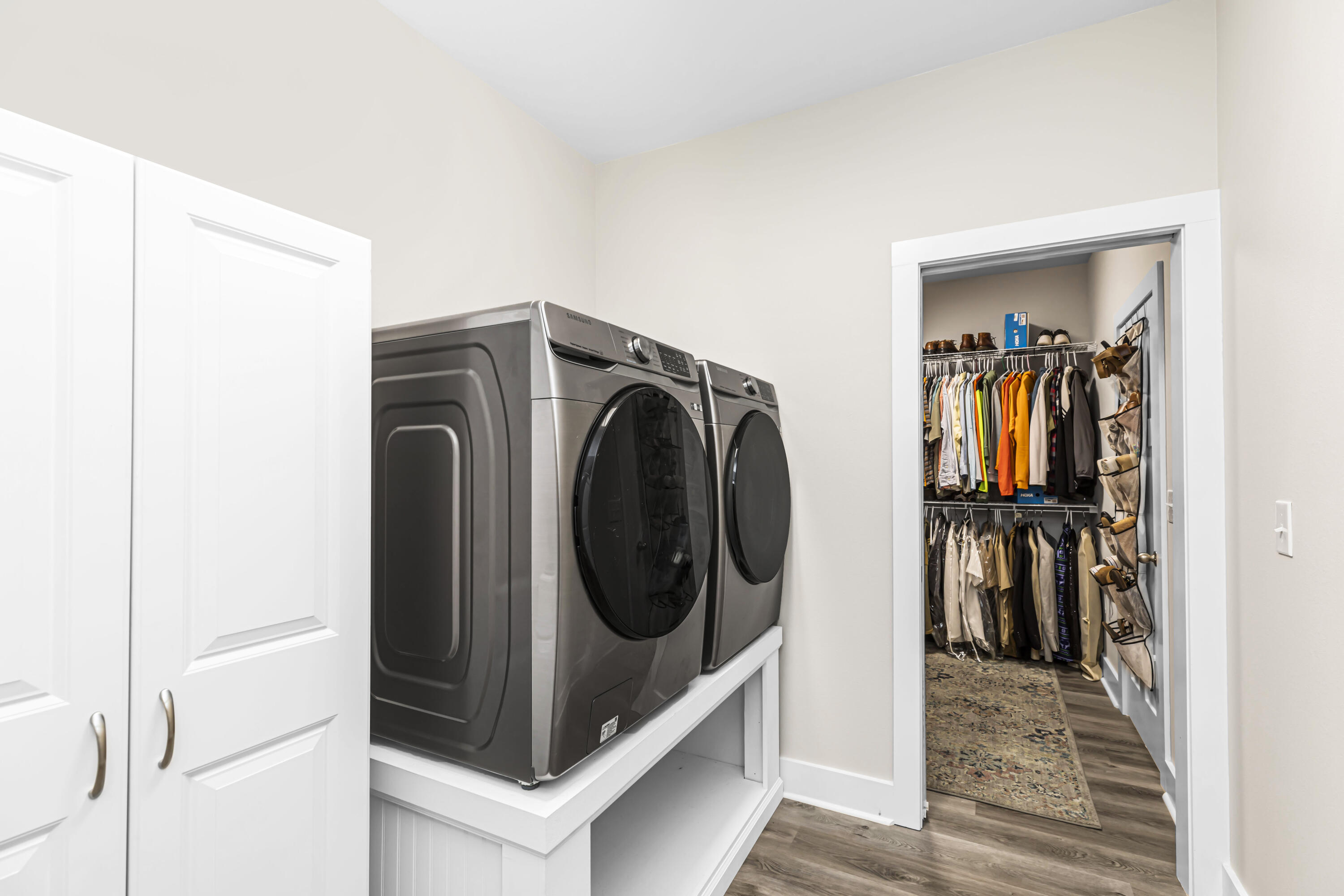 DOGWOOD ESTATES - Residential