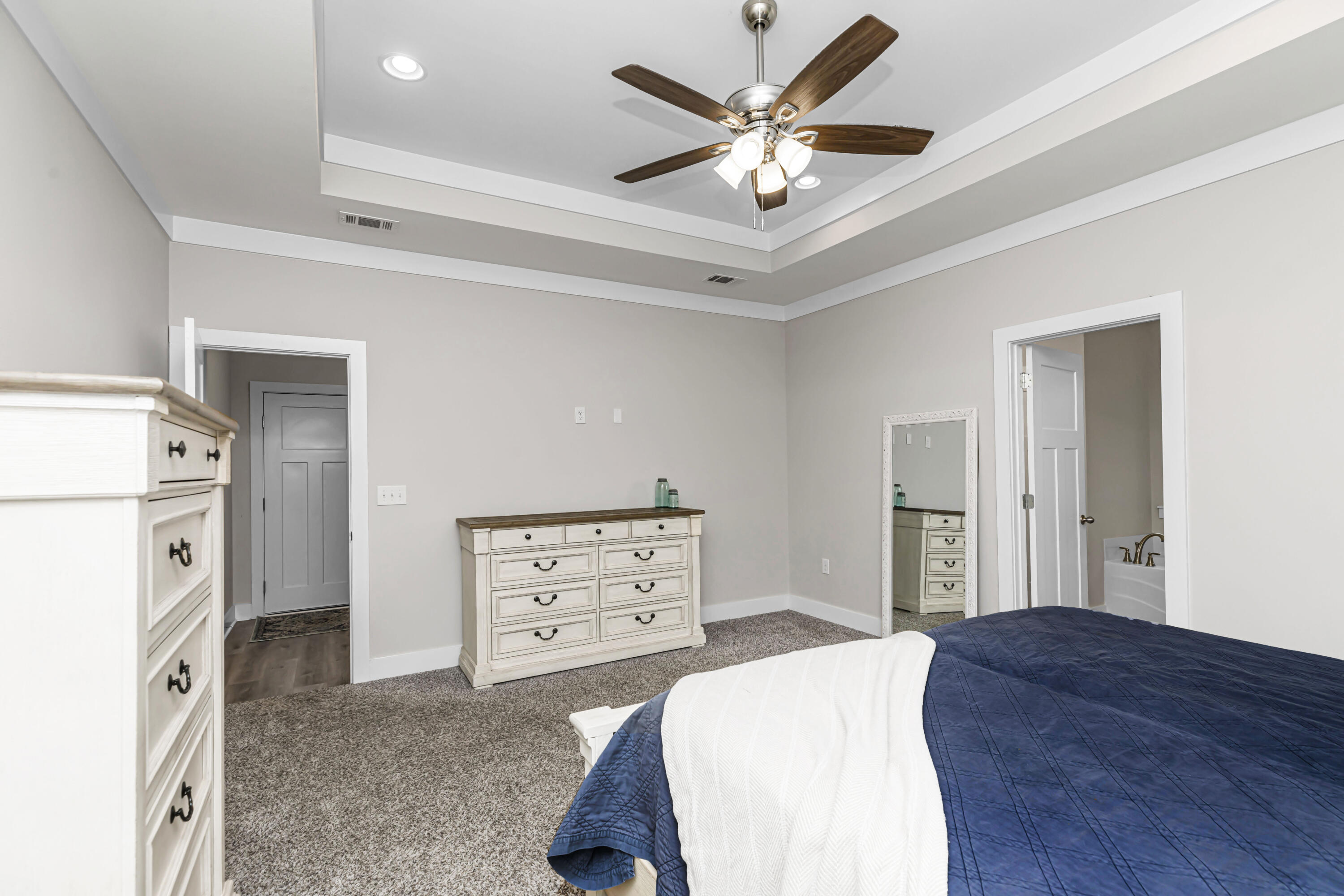 DOGWOOD ESTATES - Residential