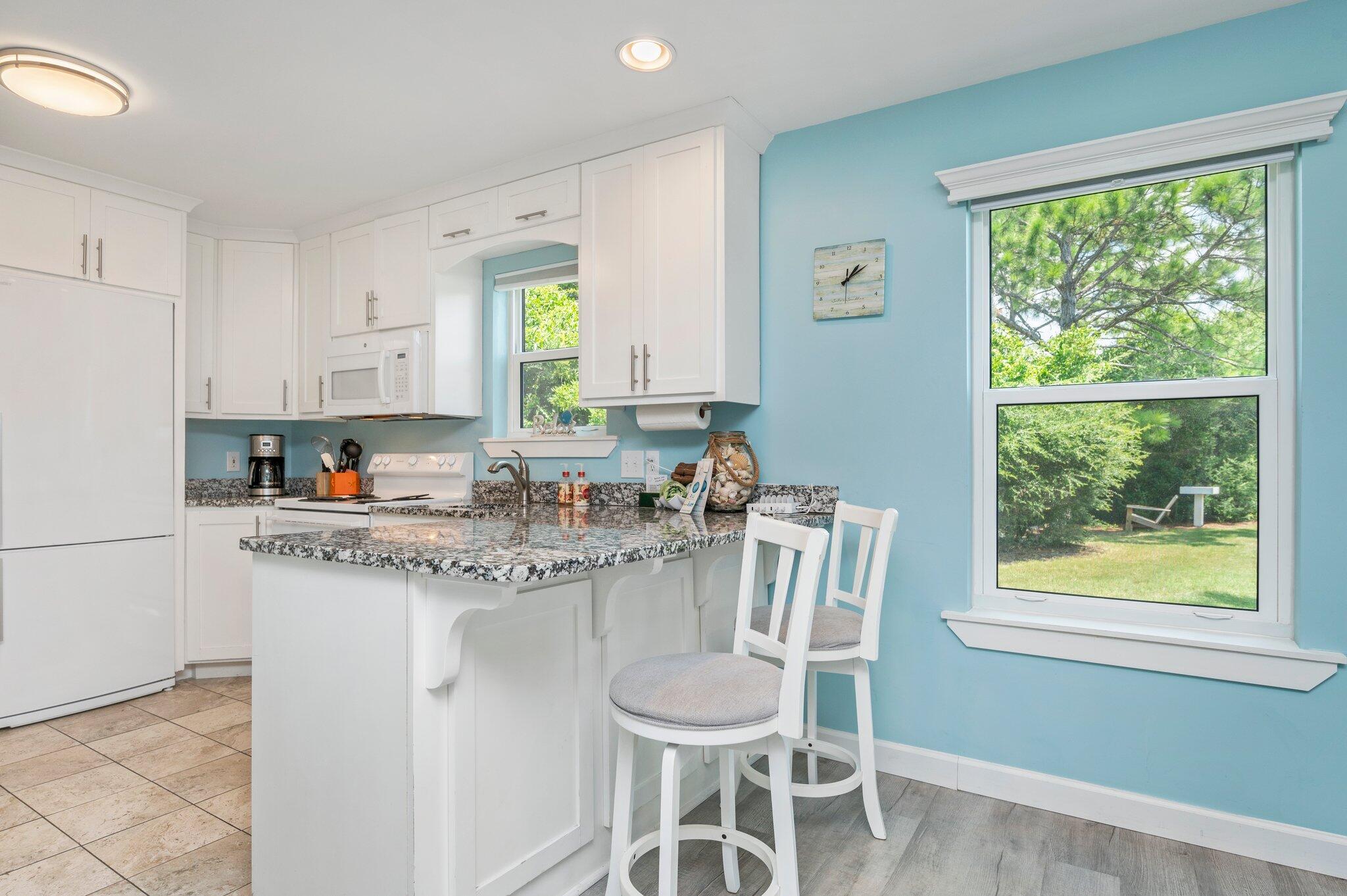 BEACHSIDE VILLAS CONDO - Residential