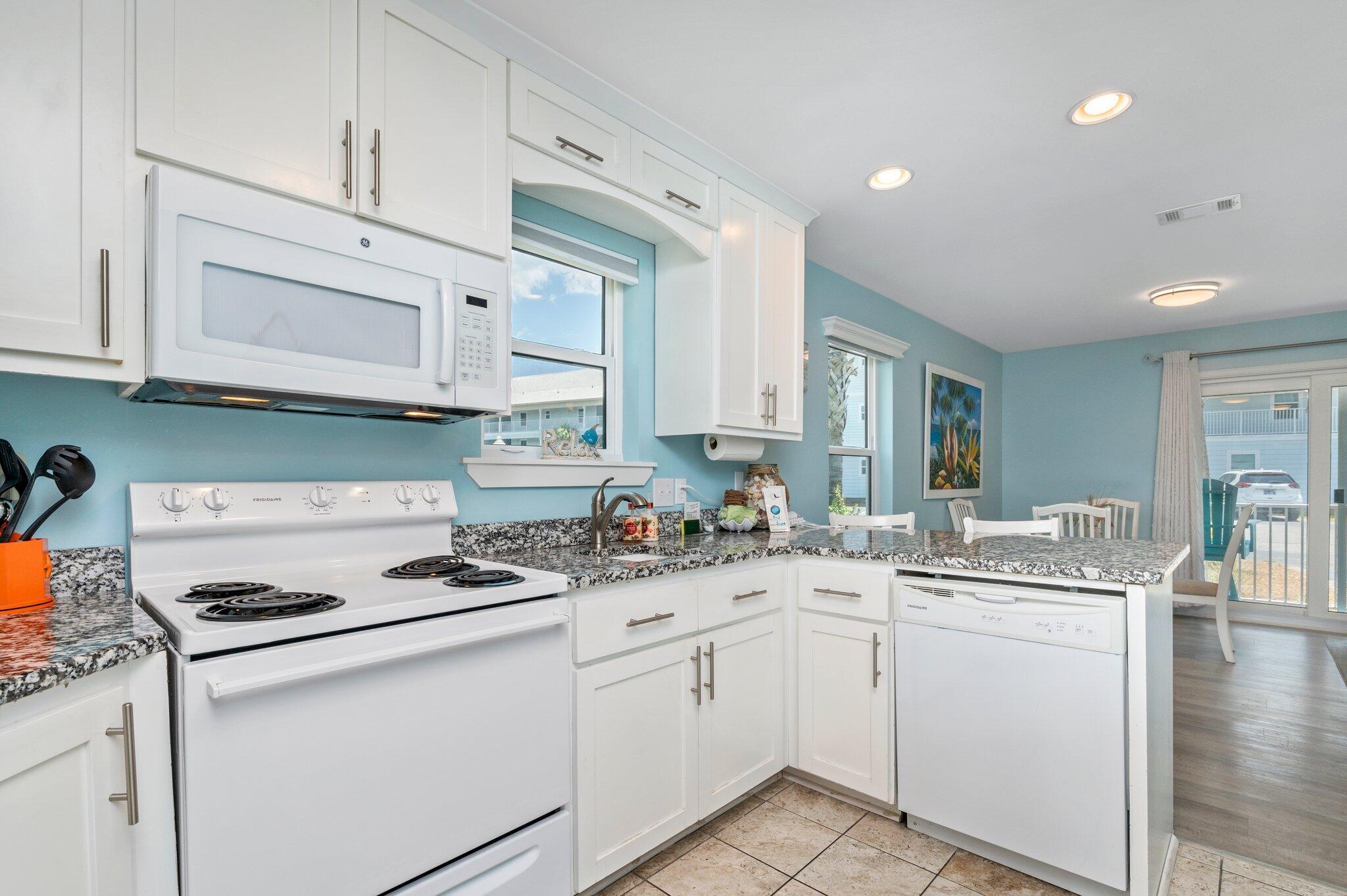 BEACHSIDE VILLAS CONDO - Residential