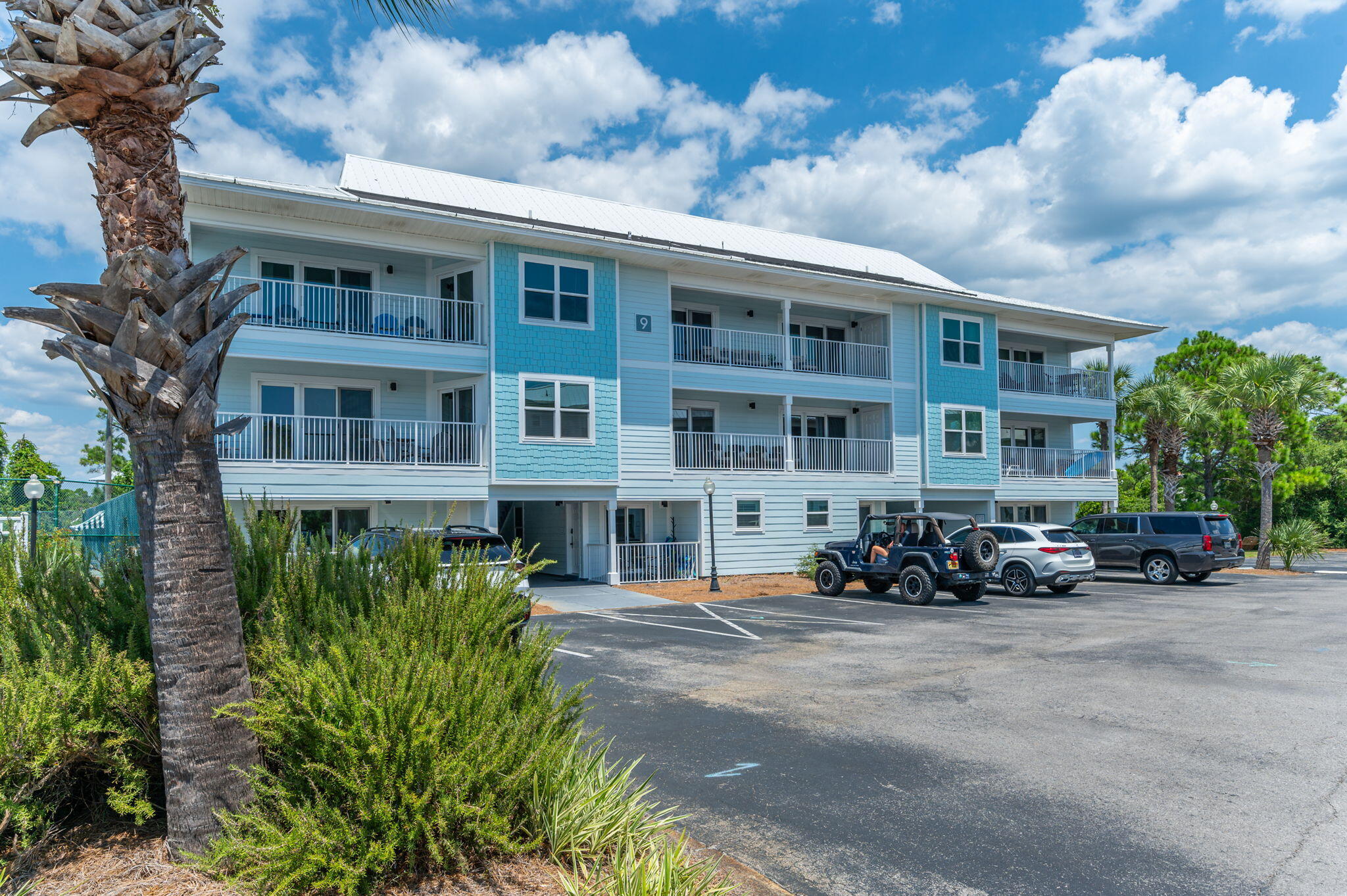 BEACHSIDE VILLAS CONDO - Residential