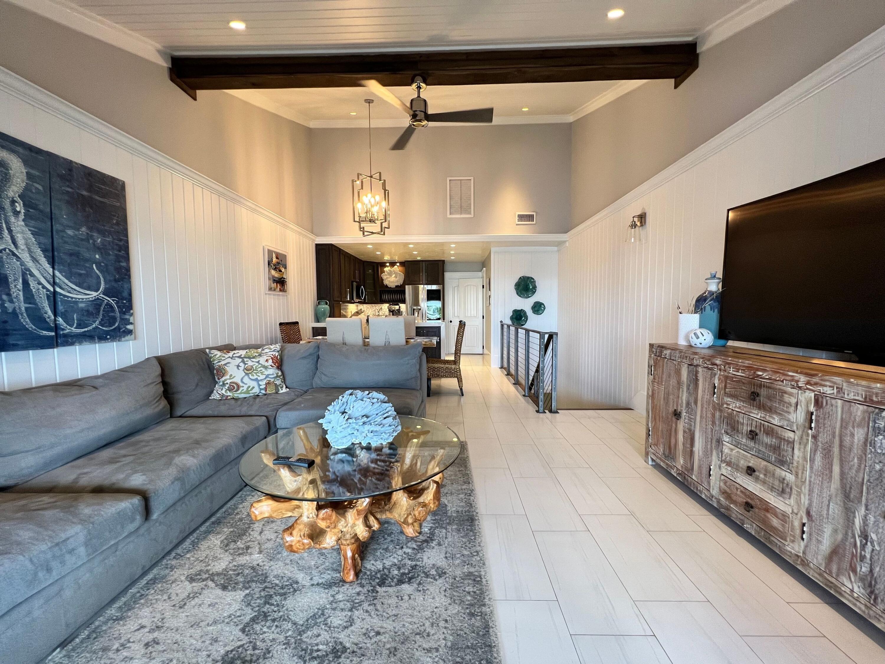 HOLIDAY ISLE - Residential