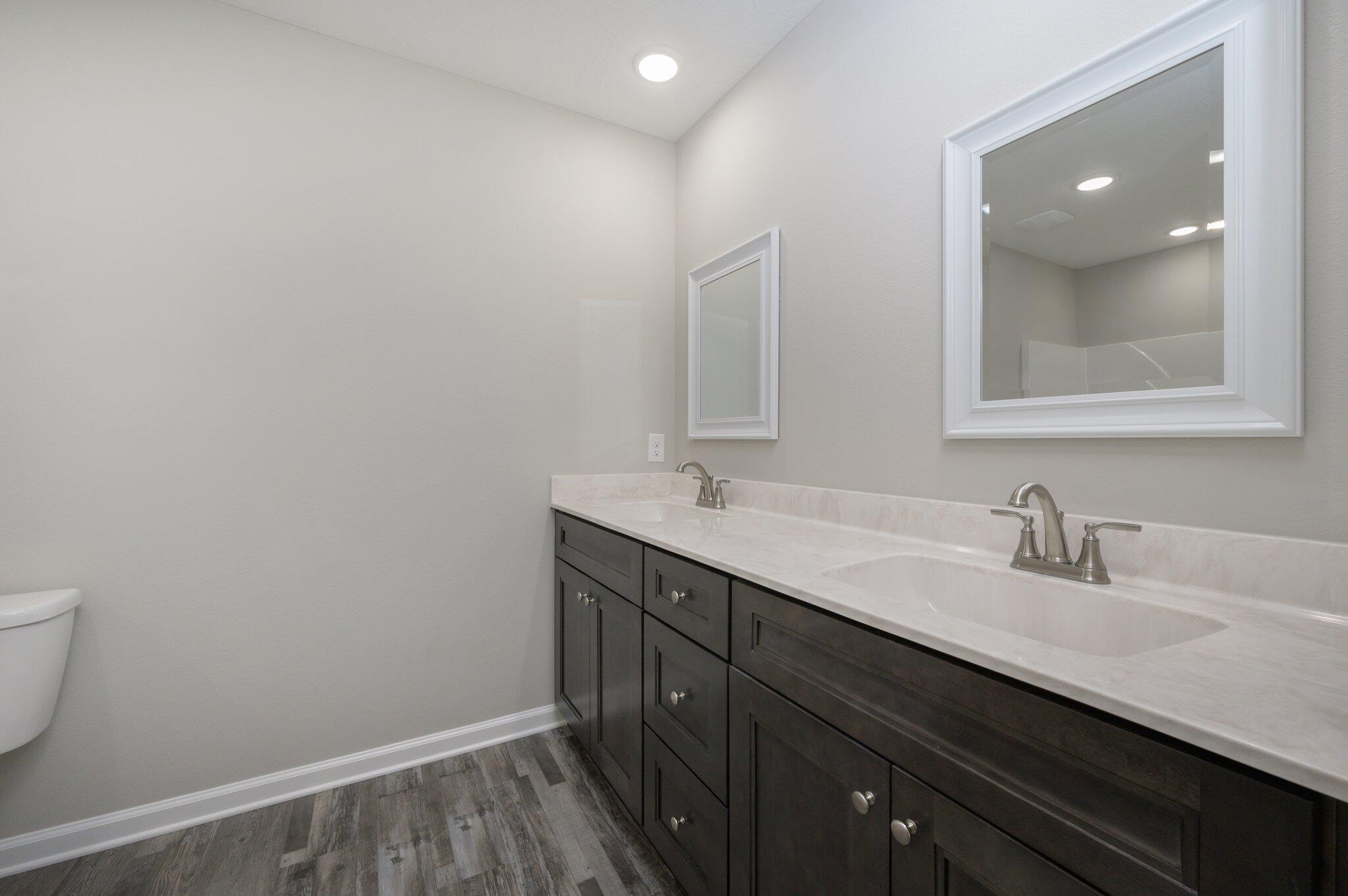 SOUTHERN OAKS - Residential