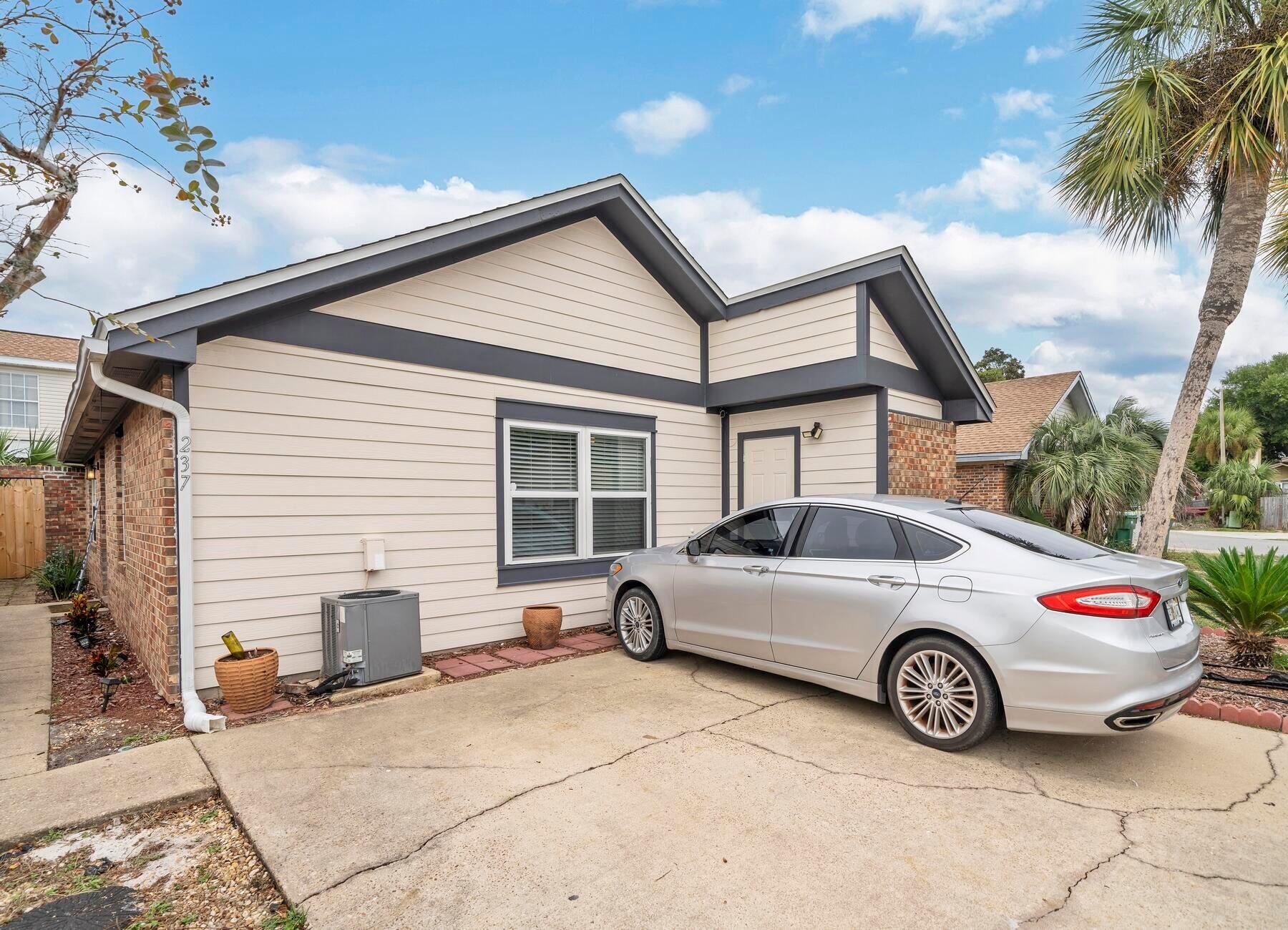 INDIAN OAKS - Residential