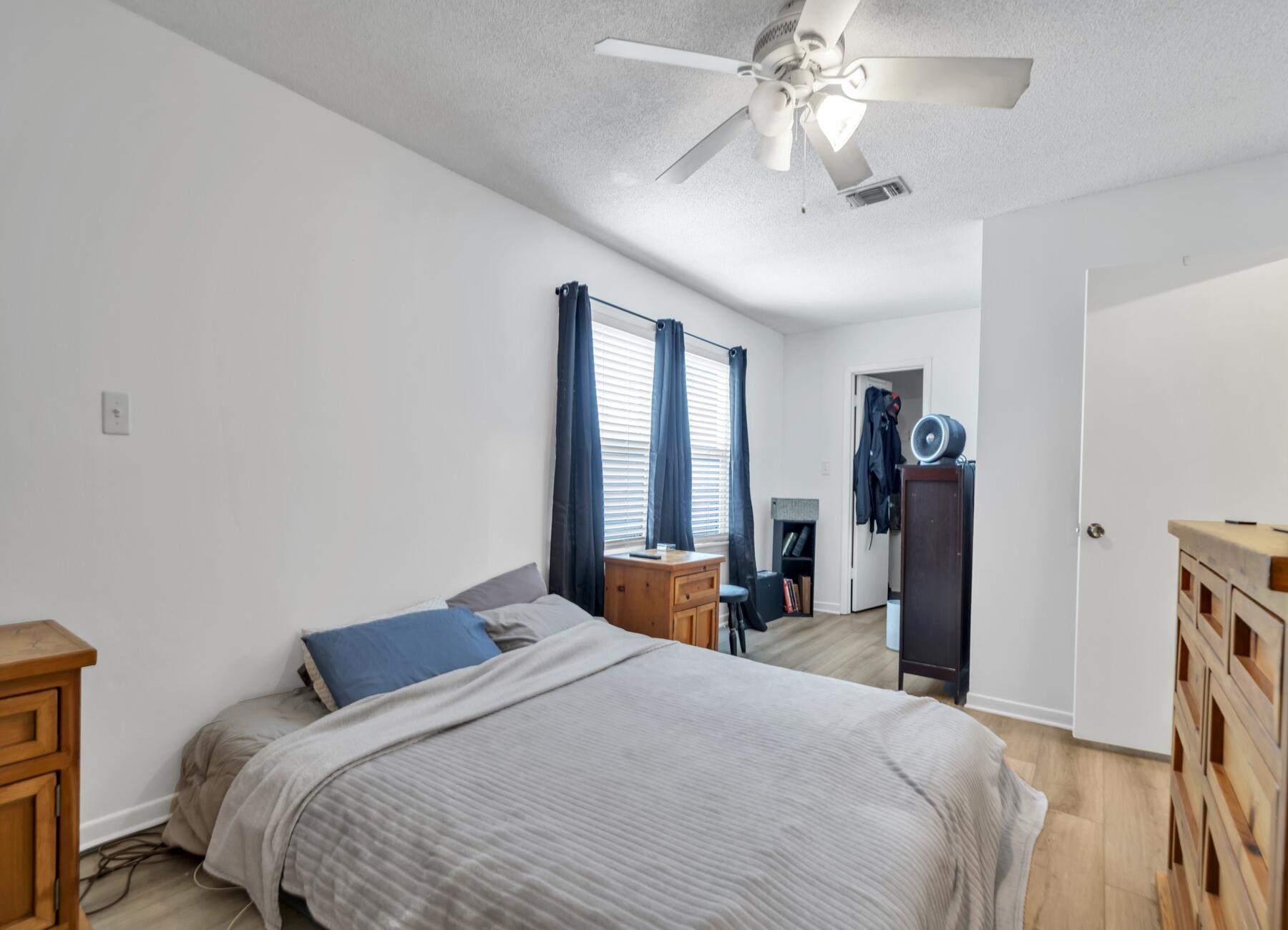 INDIAN OAKS - Residential