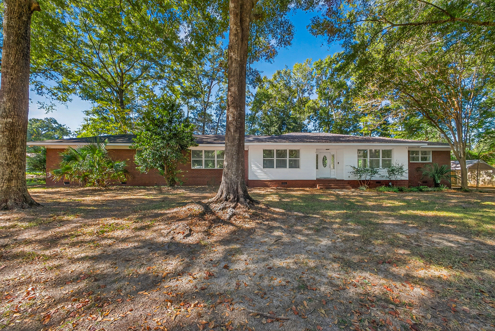 GONZALEZ PARK - Residential