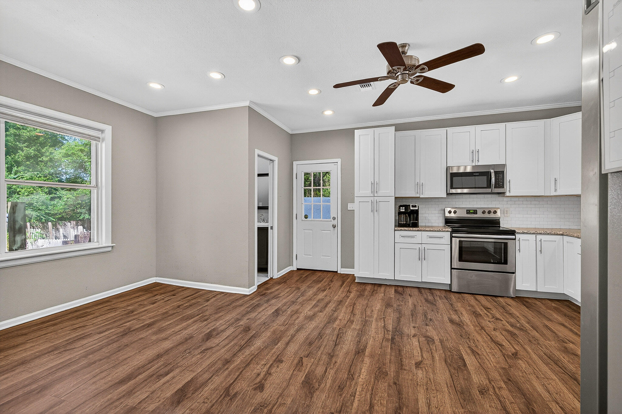 GONZALEZ PARK - Residential