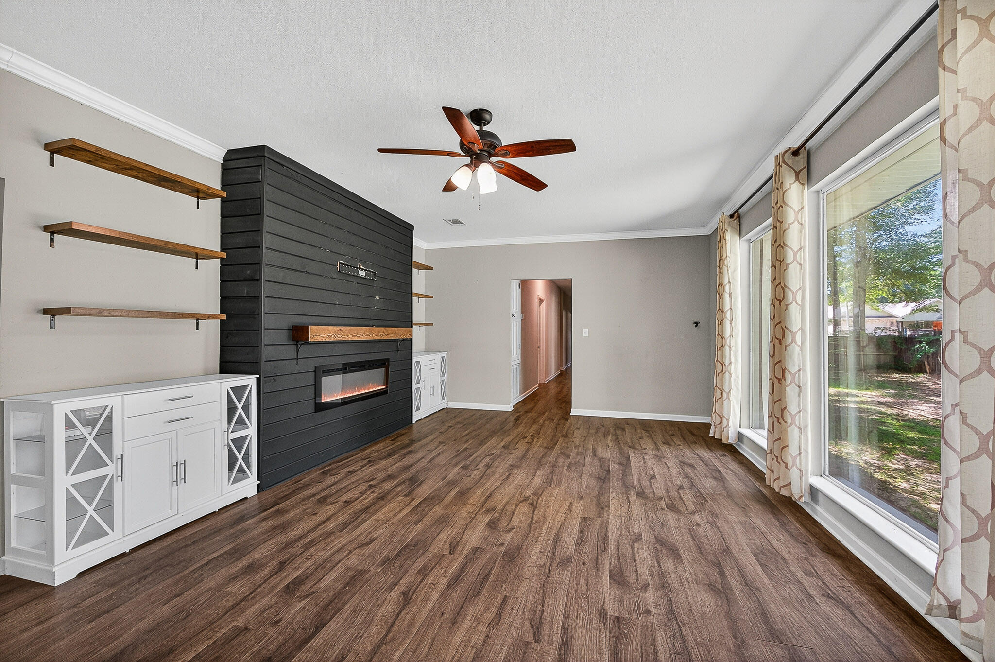 GONZALEZ PARK - Residential