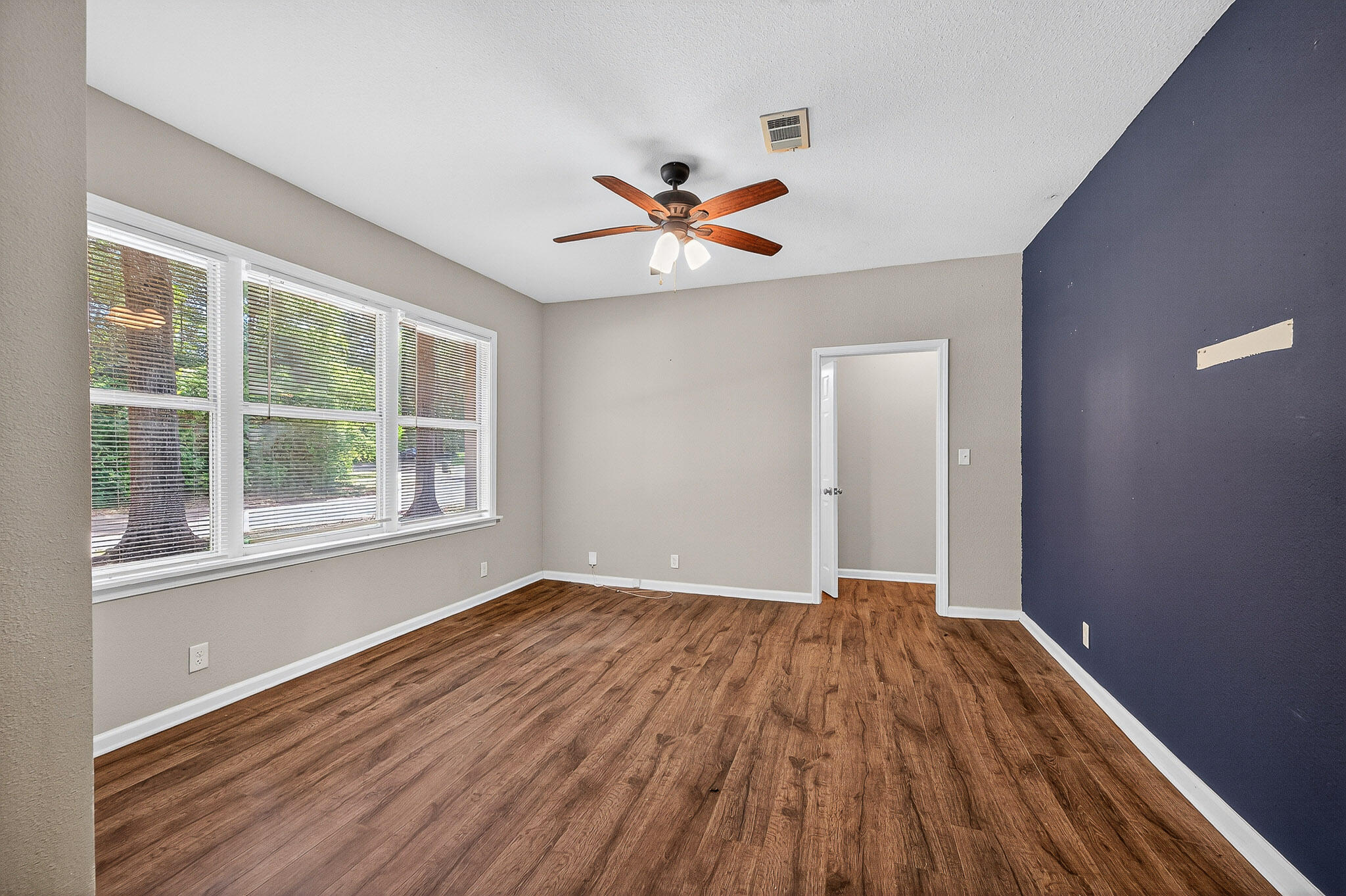 GONZALEZ PARK - Residential