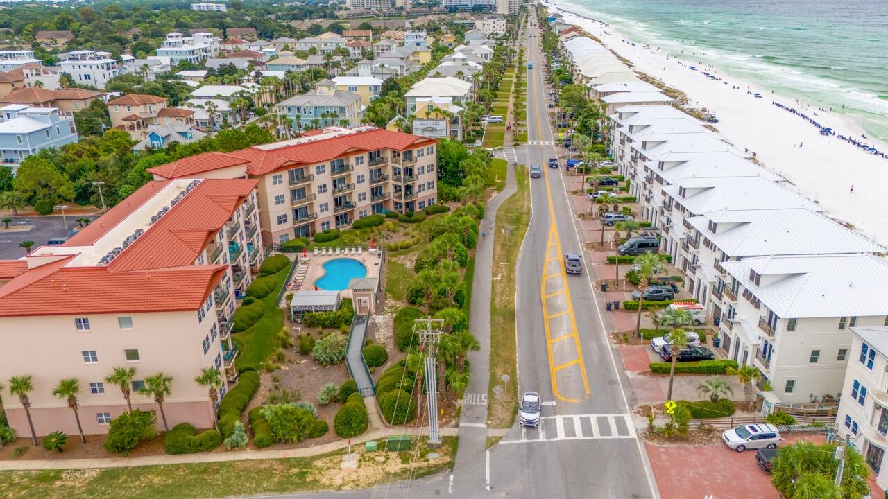 EMERALD WATERS - Residential