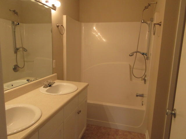 EASTWOOD 9TH ADDN - Residential