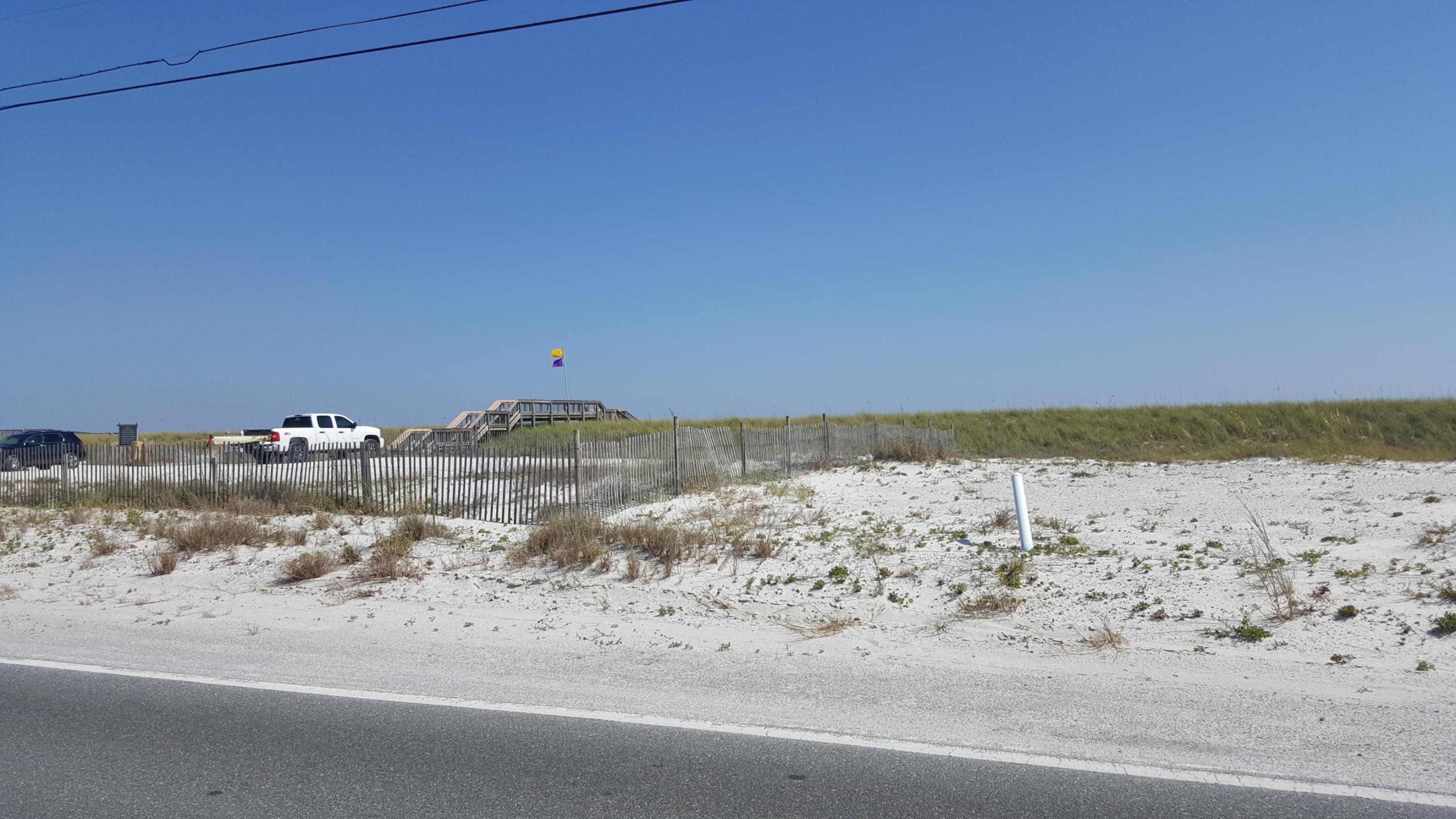 BY THE SEA - Residential