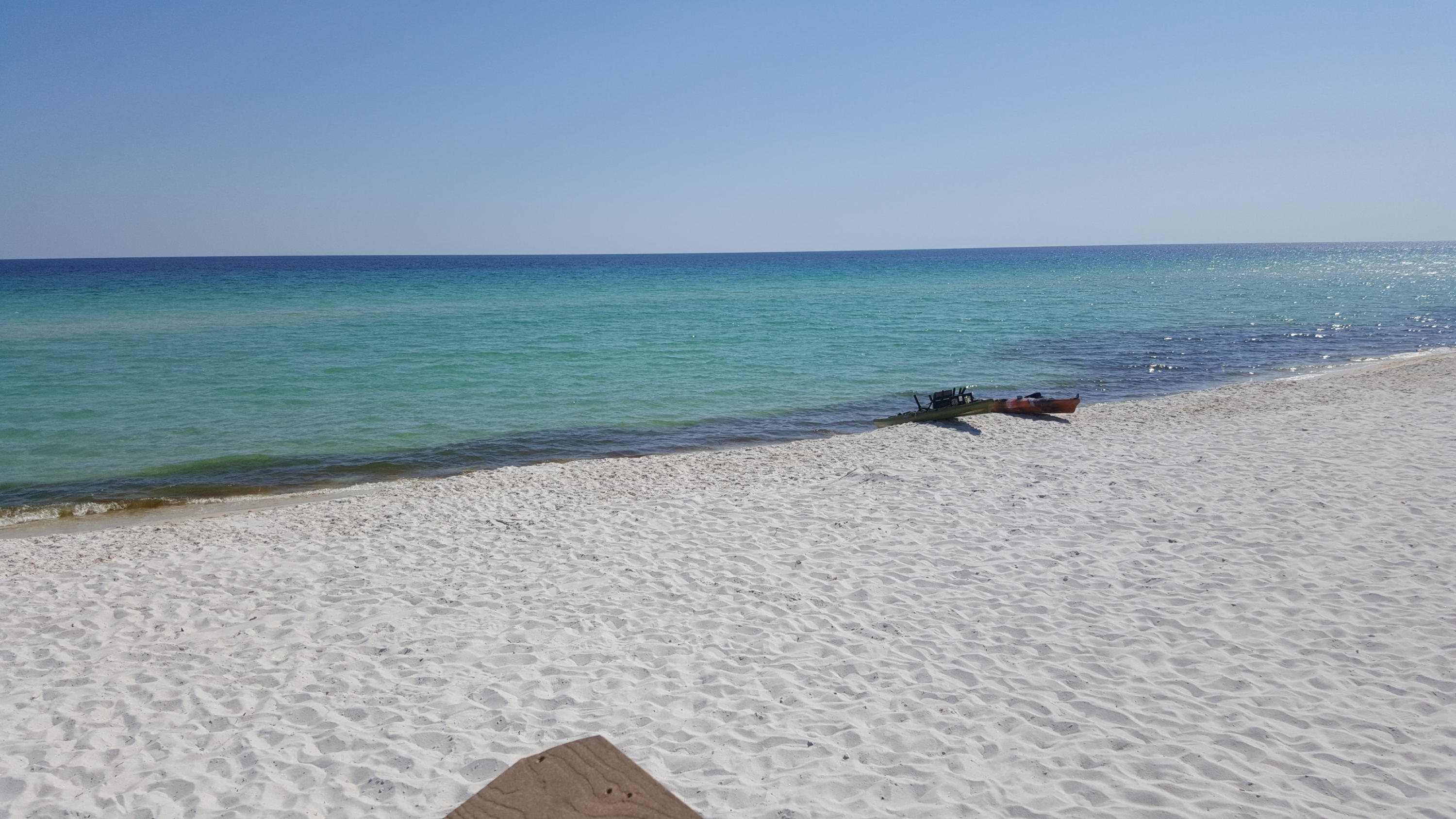 BY THE SEA - Residential