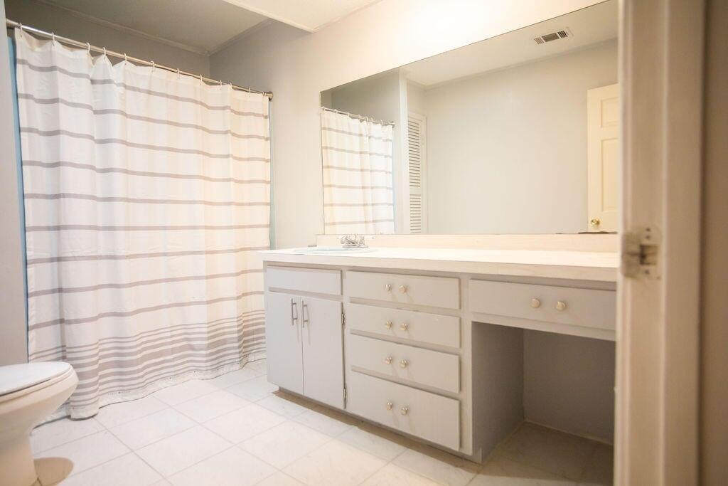 EDGEWATER VILLAGE - Residential Lease