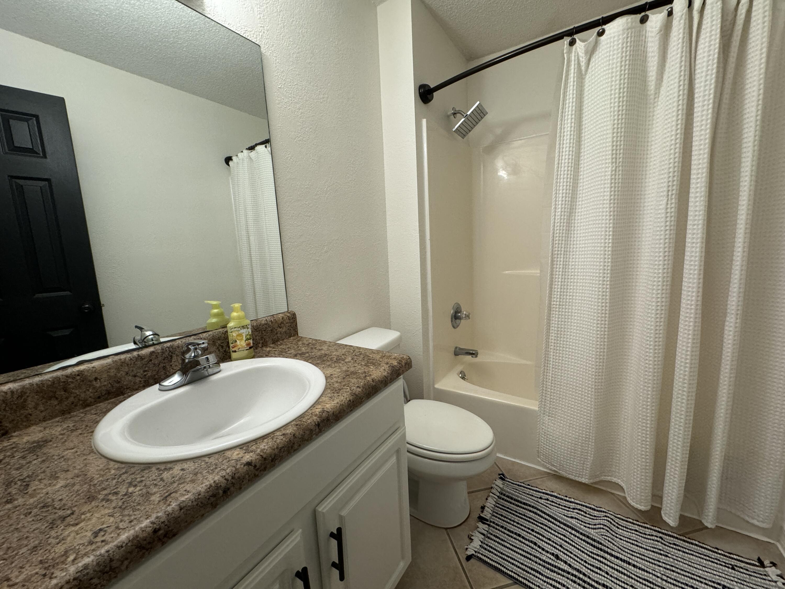 Emerald Beach; Plat 1, Lot 20 Blk A - Residential Lease