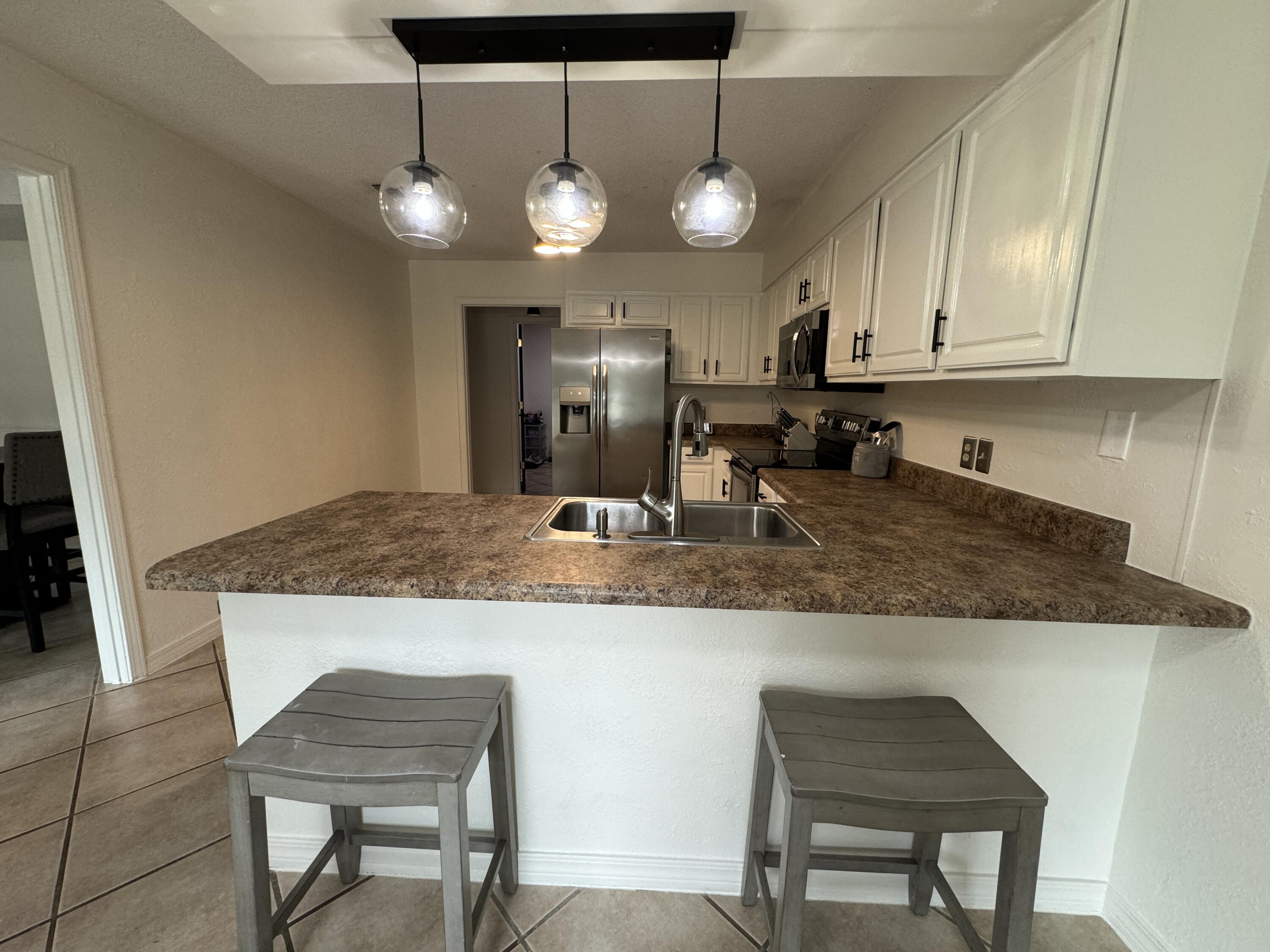 Emerald Beach; Plat 1, Lot 20 Blk A - Residential Lease