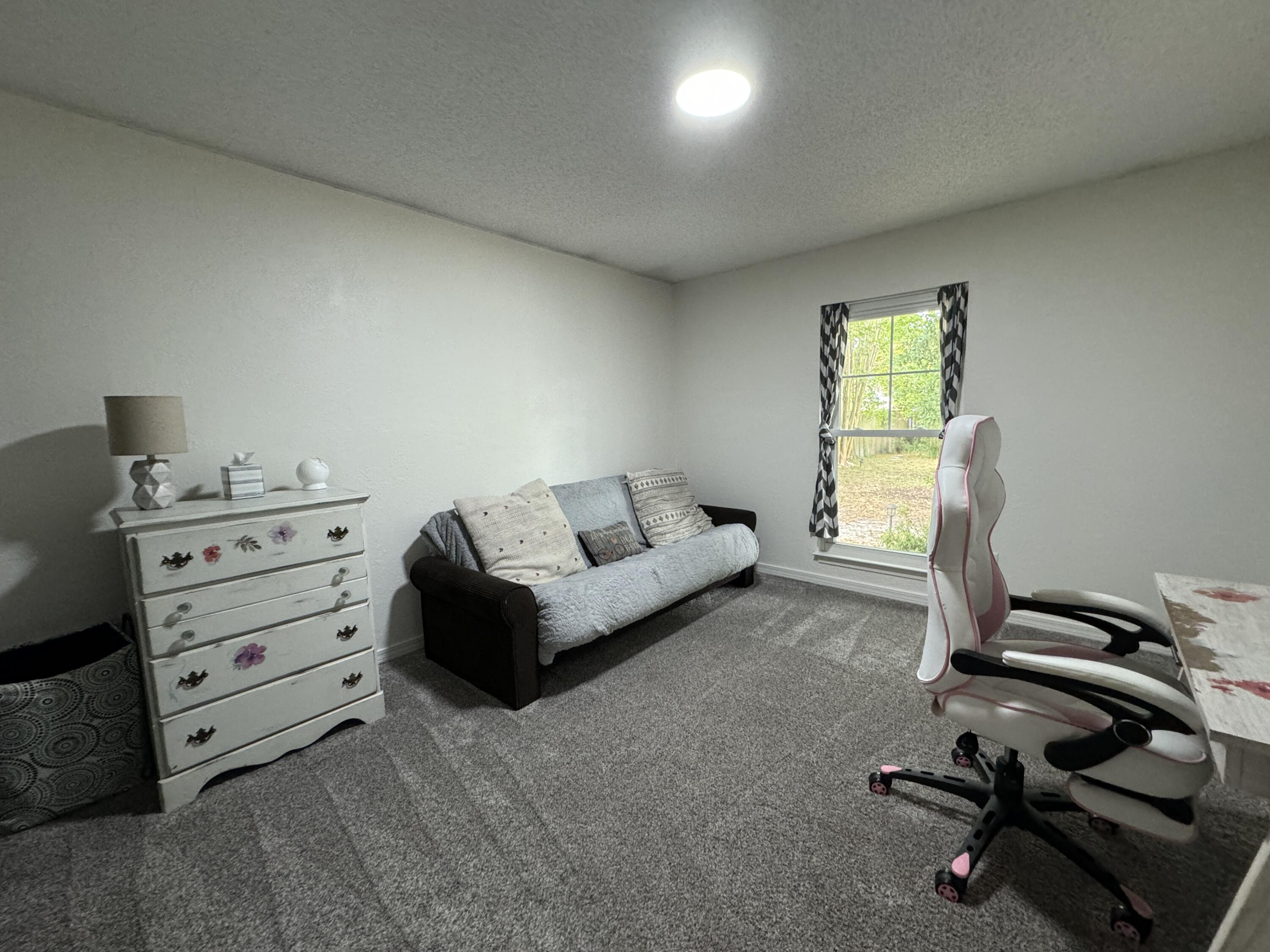 Emerald Beach; Plat 1, Lot 20 Blk A - Residential Lease