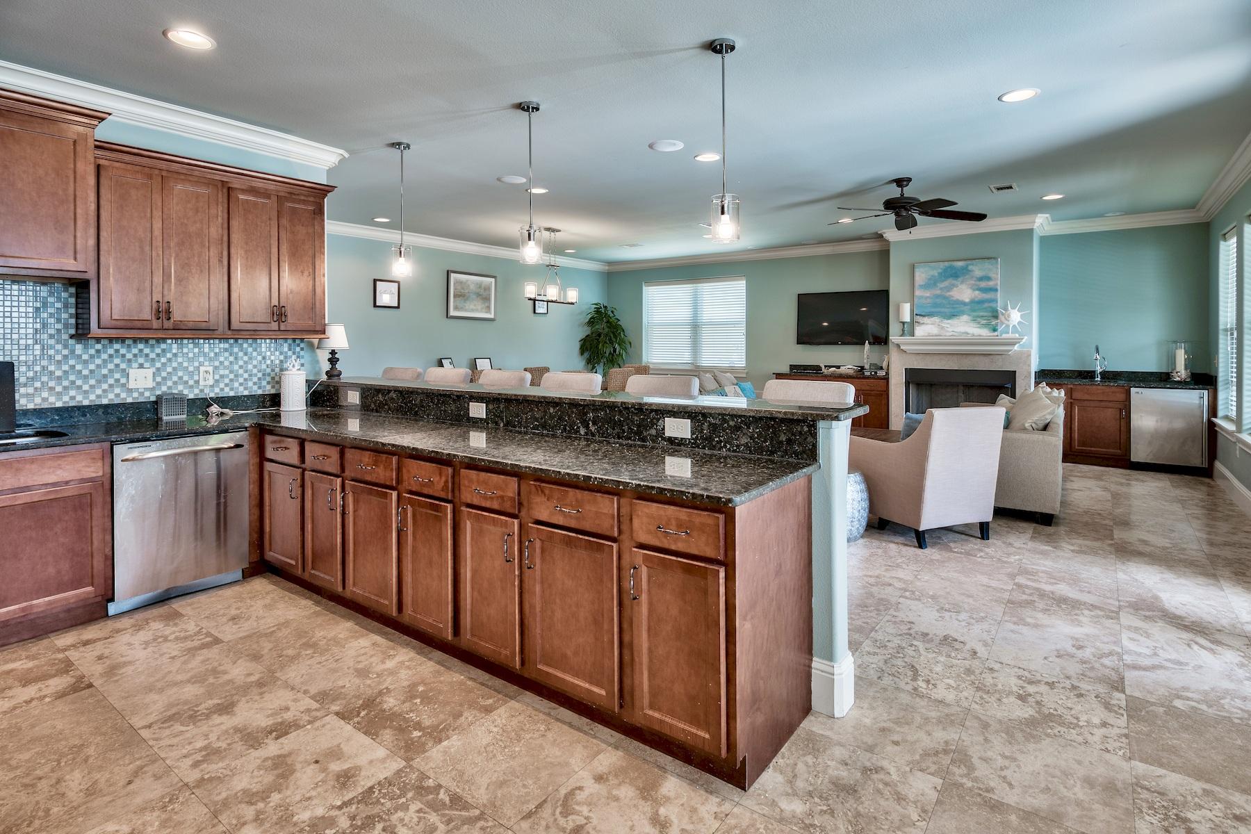 CRYSTAL BEACH - Residential
