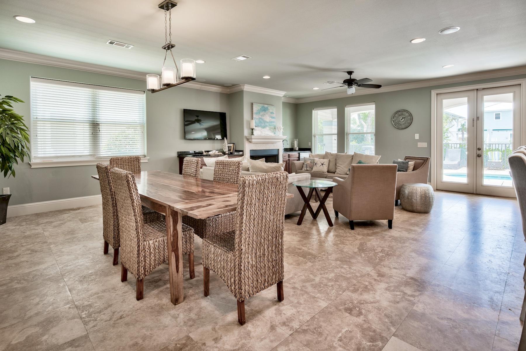 CRYSTAL BEACH - Residential