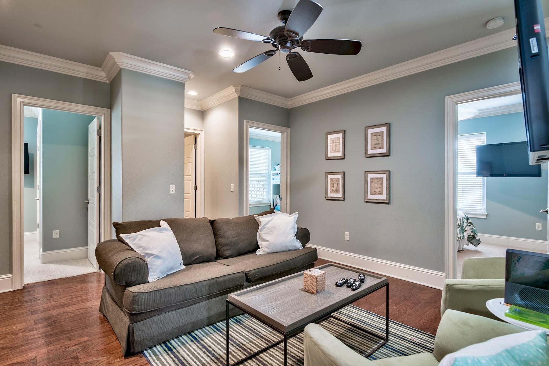 CRYSTAL BEACH - Residential