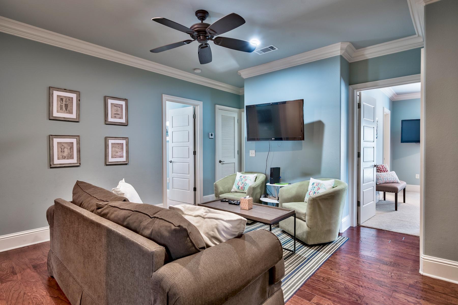 CRYSTAL BEACH - Residential