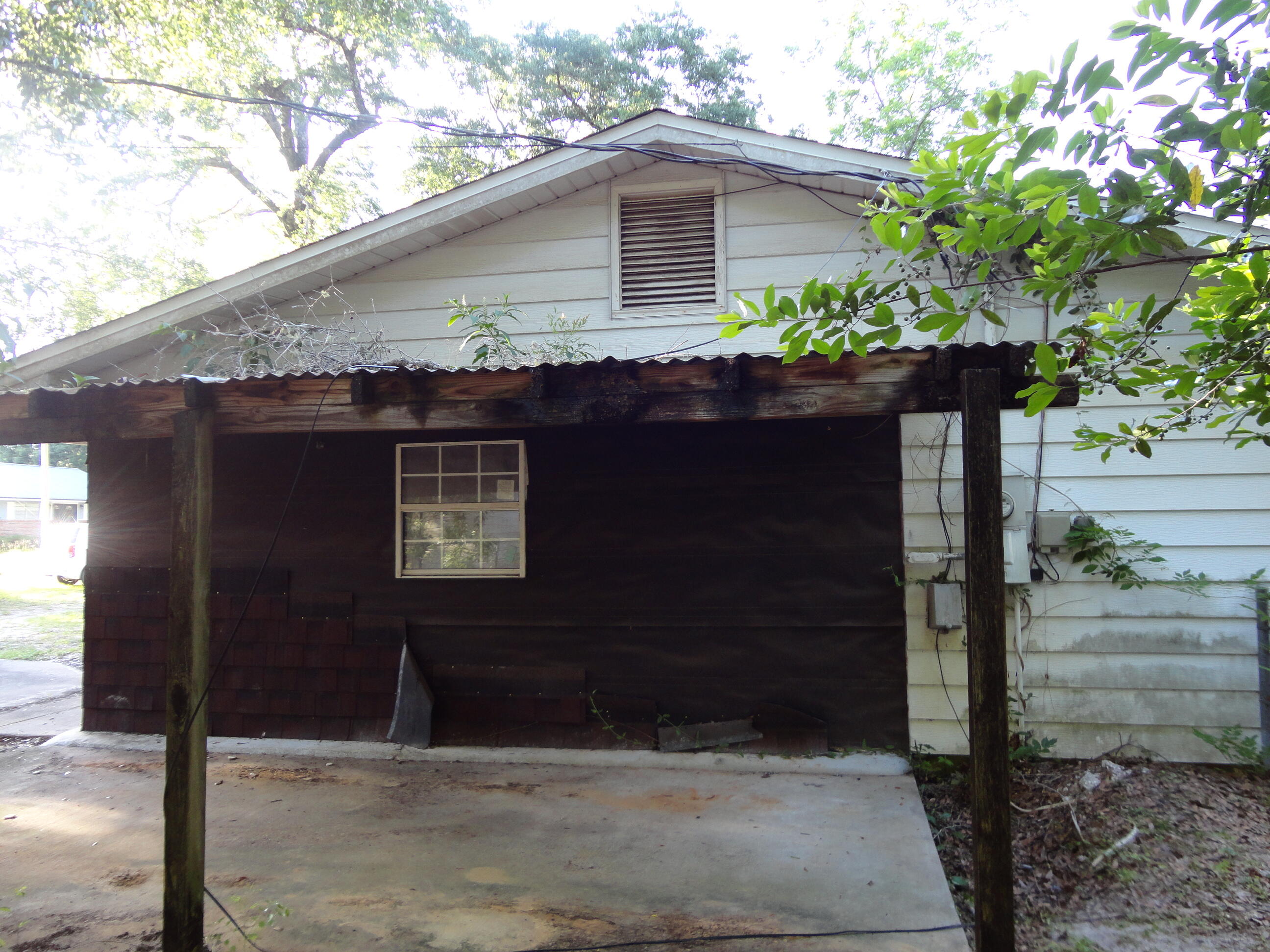 Druid Manor - Residential