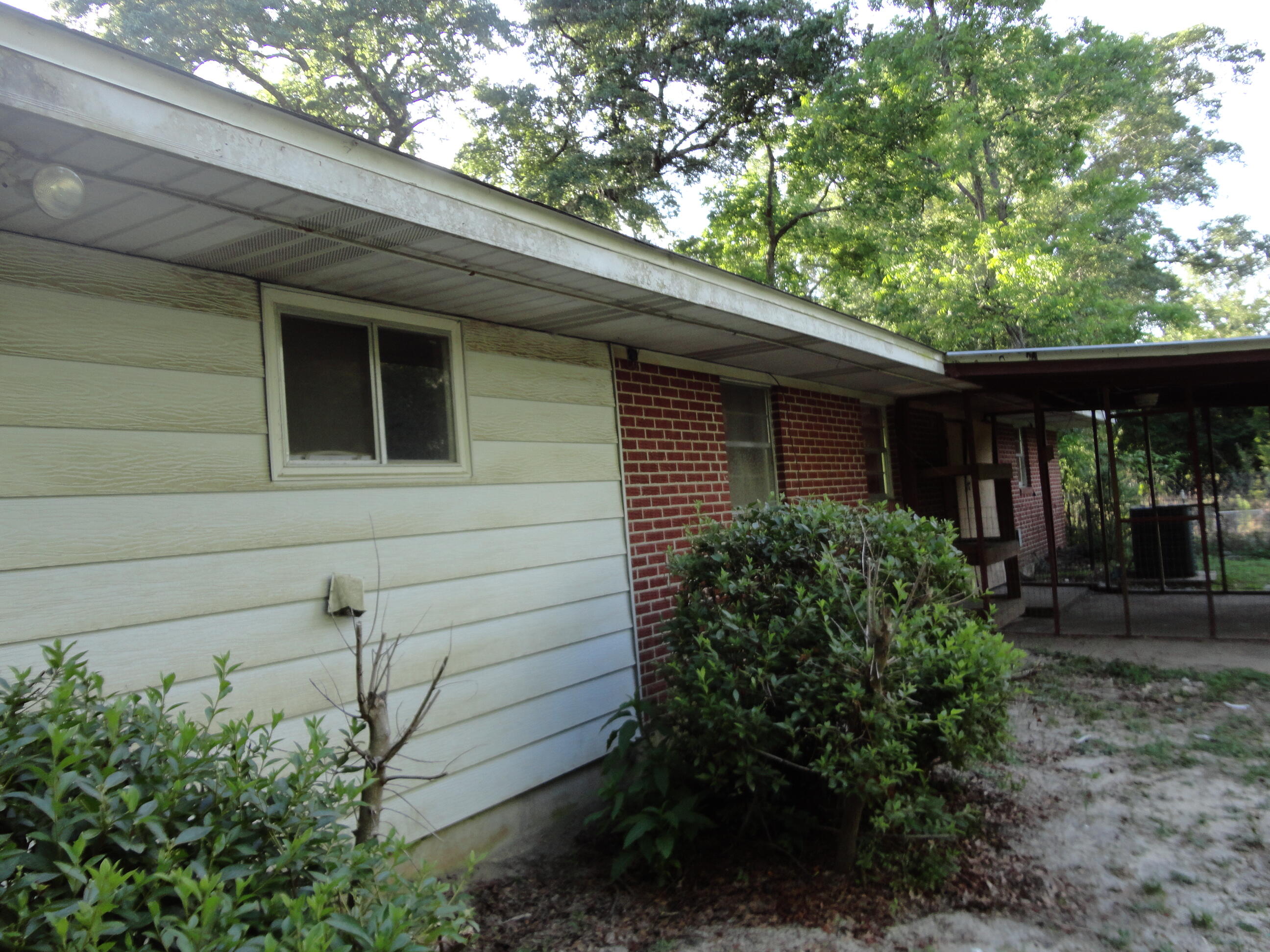 Druid Manor - Residential