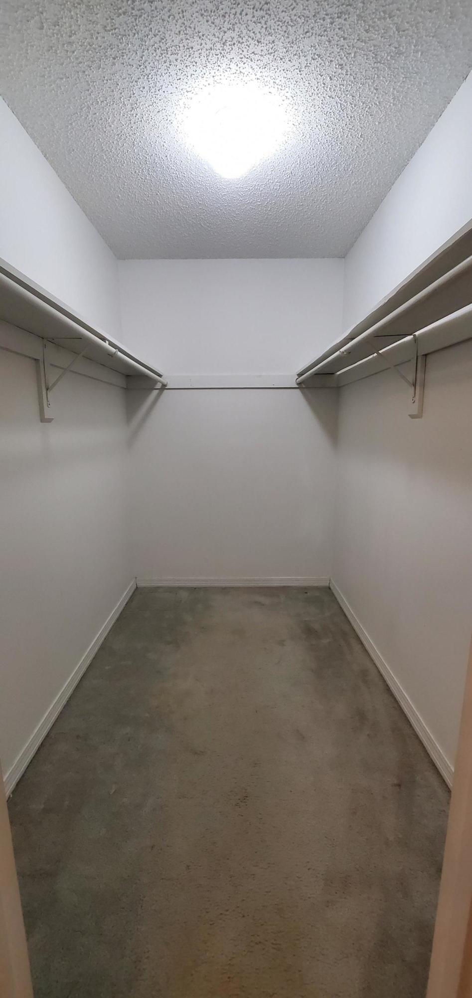 COUNTRY BREEZE ESTATES - Residential