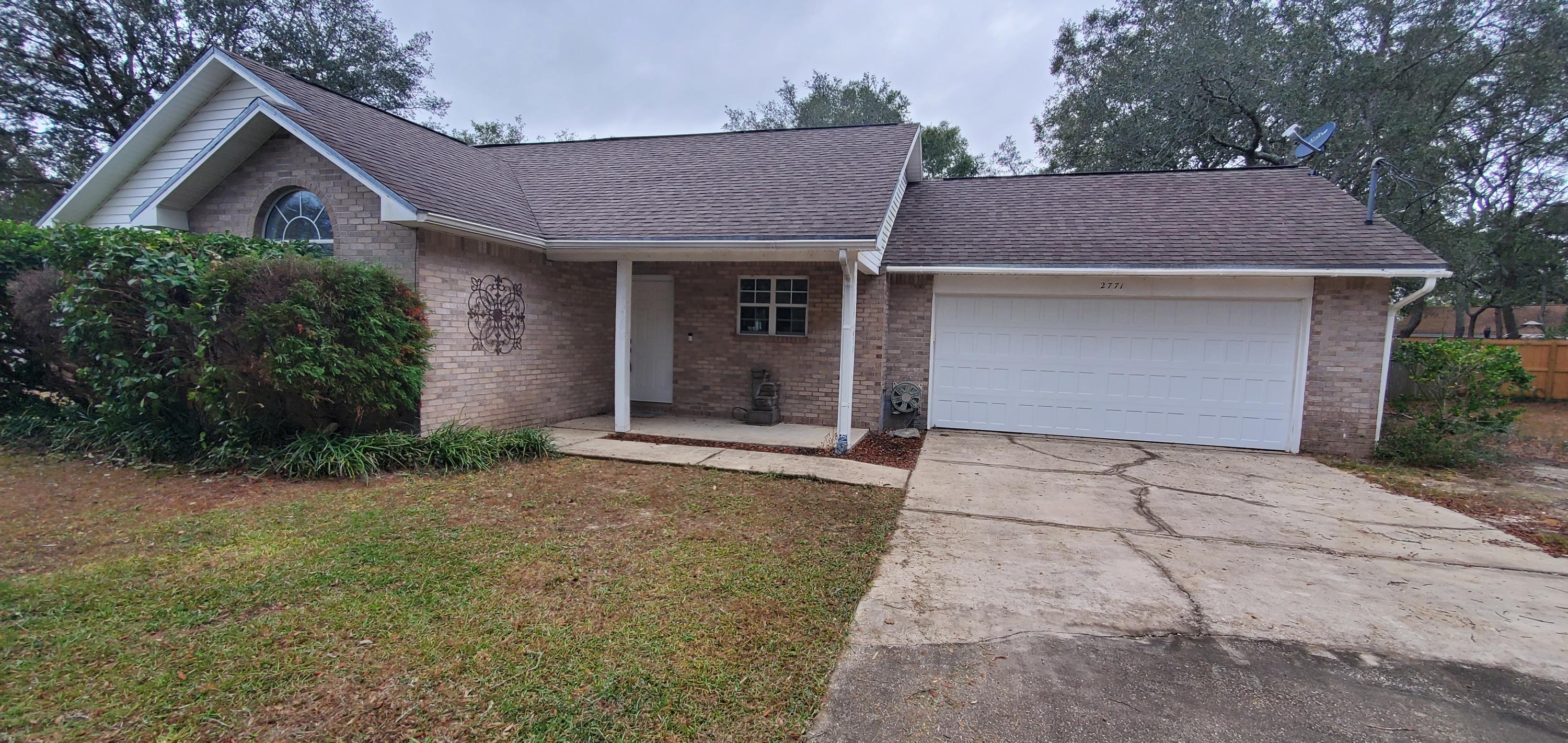 COUNTRY BREEZE ESTATES - Residential