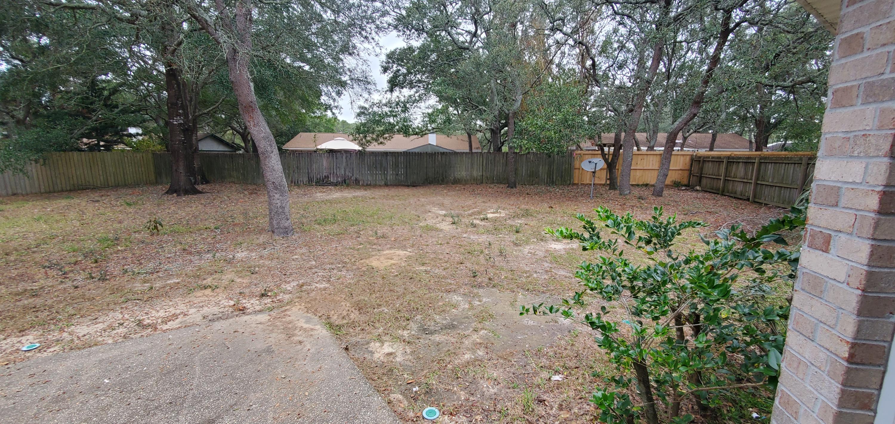 COUNTRY BREEZE ESTATES - Residential