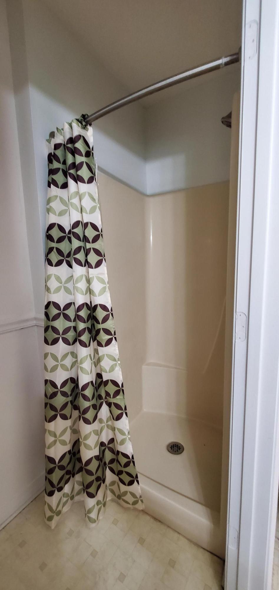 COUNTRY BREEZE ESTATES - Residential