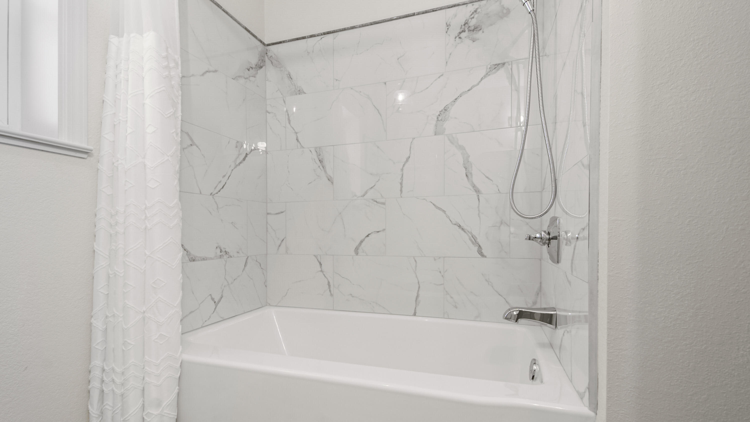 DEERPOINT ESTATES - Residential