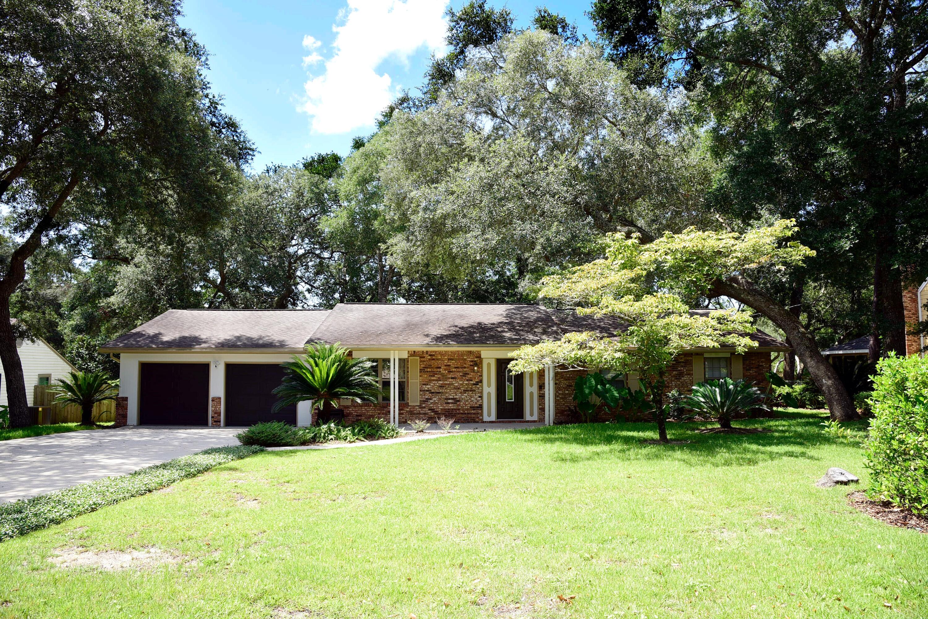 LAKE SHARON ESTATES - Residential Lease