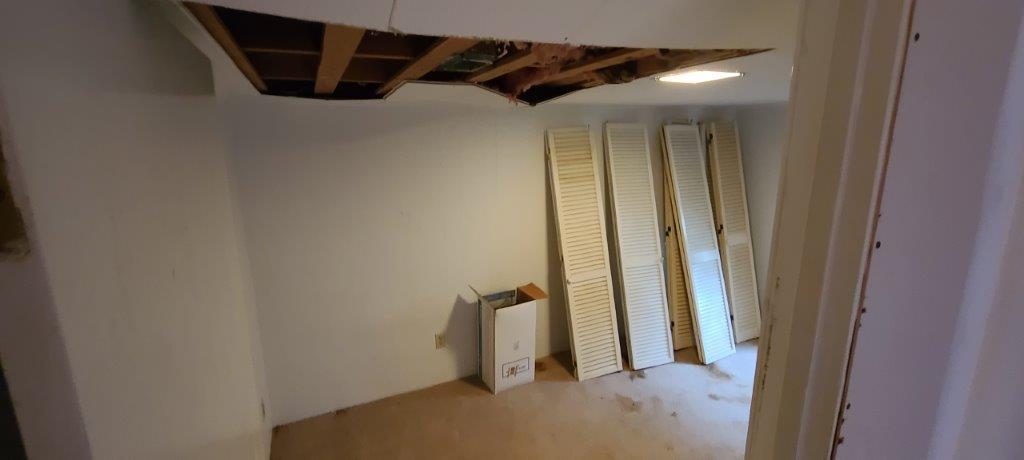 NO RECORDED SUBDIVISION - Residential