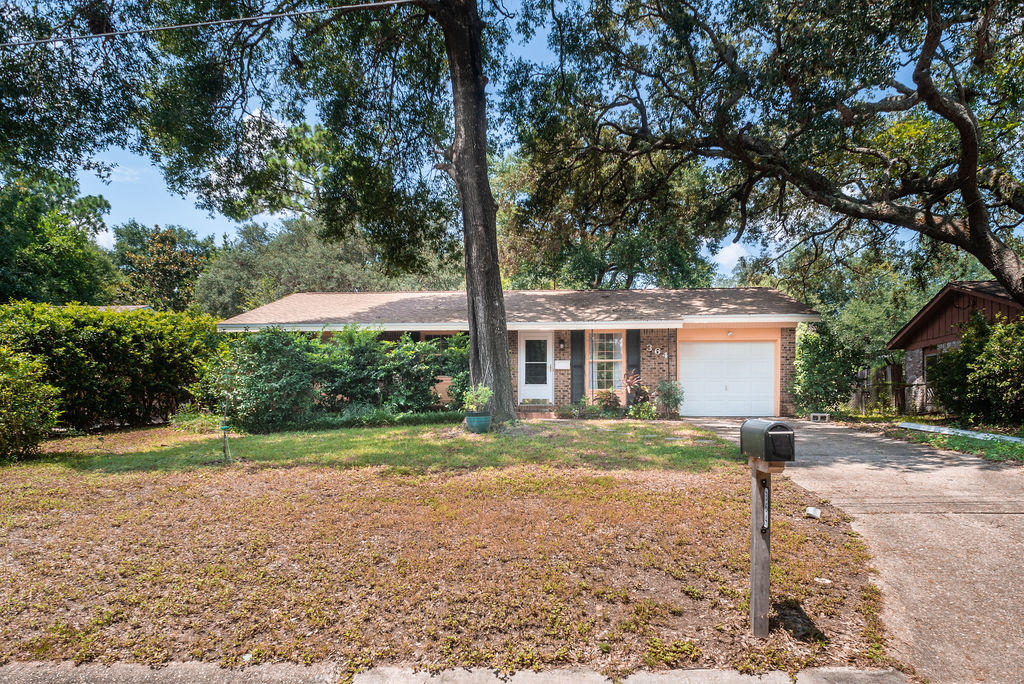This gorgeous 3 bedroom home is priced to sell fast. Located just 2 minutes away from Eglin Air Force base - this home is perfectly located for any military family. The gorgeous kitchen will be the future place for all your family gatherings. The home features a single car garage and a massive backyard that is ready for BBQ, Football and any outdoor event. The neighborhood park is just around the corner. Act Fast!