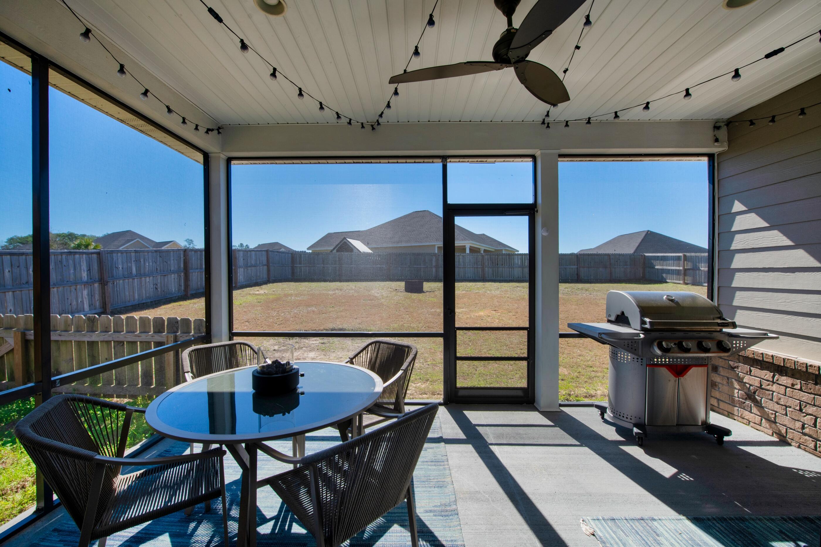 CROSS CREEK - Residential